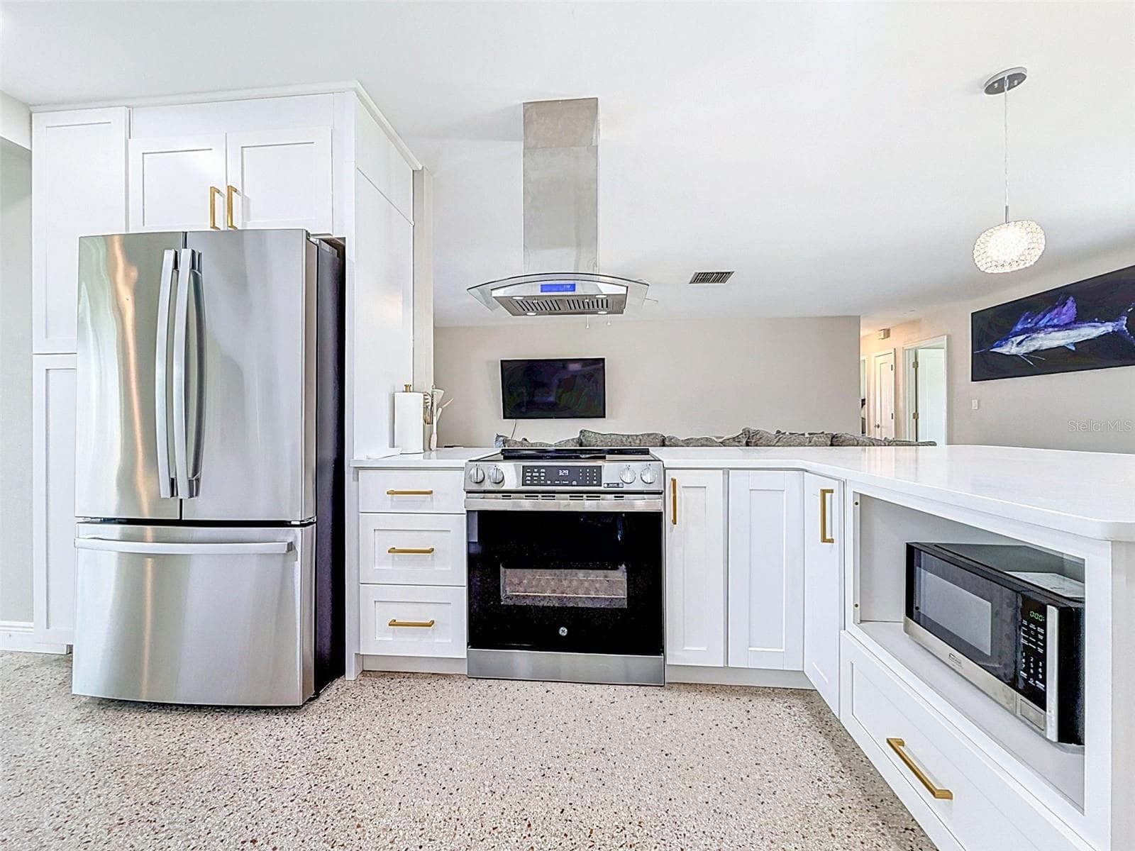 Single Family Residence at 8723 HICKORYWOOD LN, TAMPA, photo 25 of 82