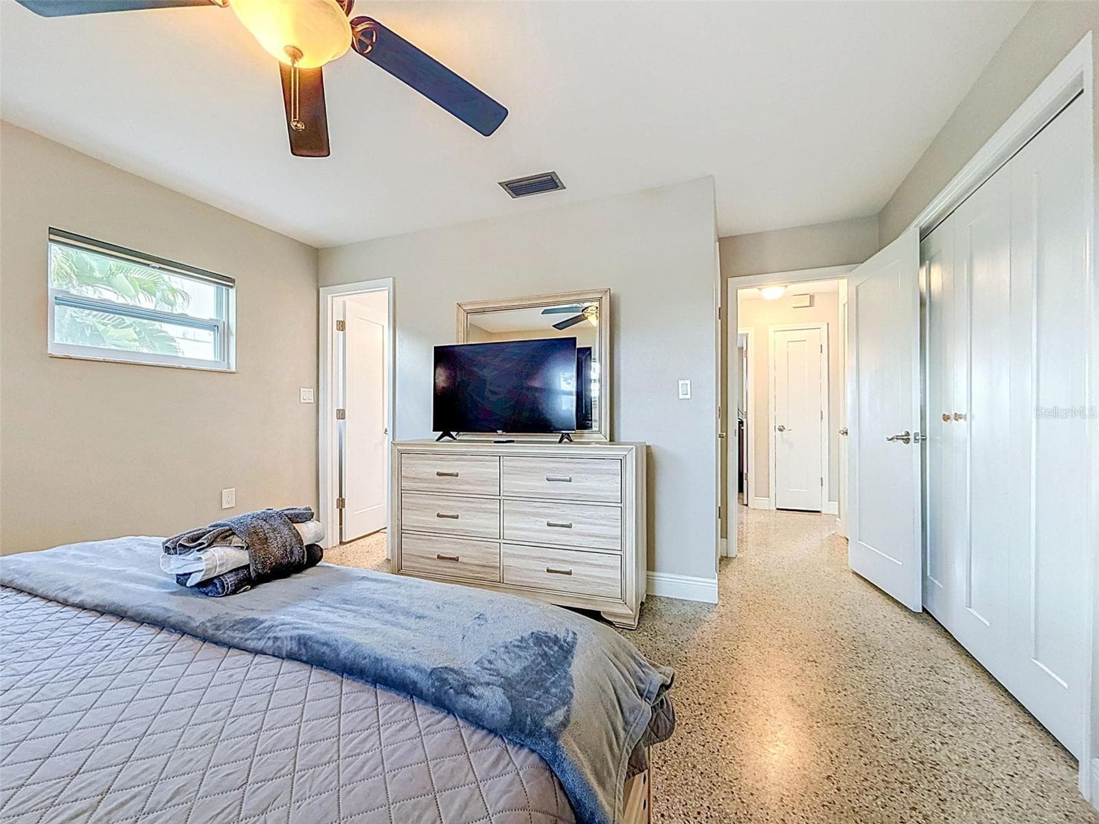 Single Family Residence at 8723 HICKORYWOOD LN, TAMPA, photo 34 of 82