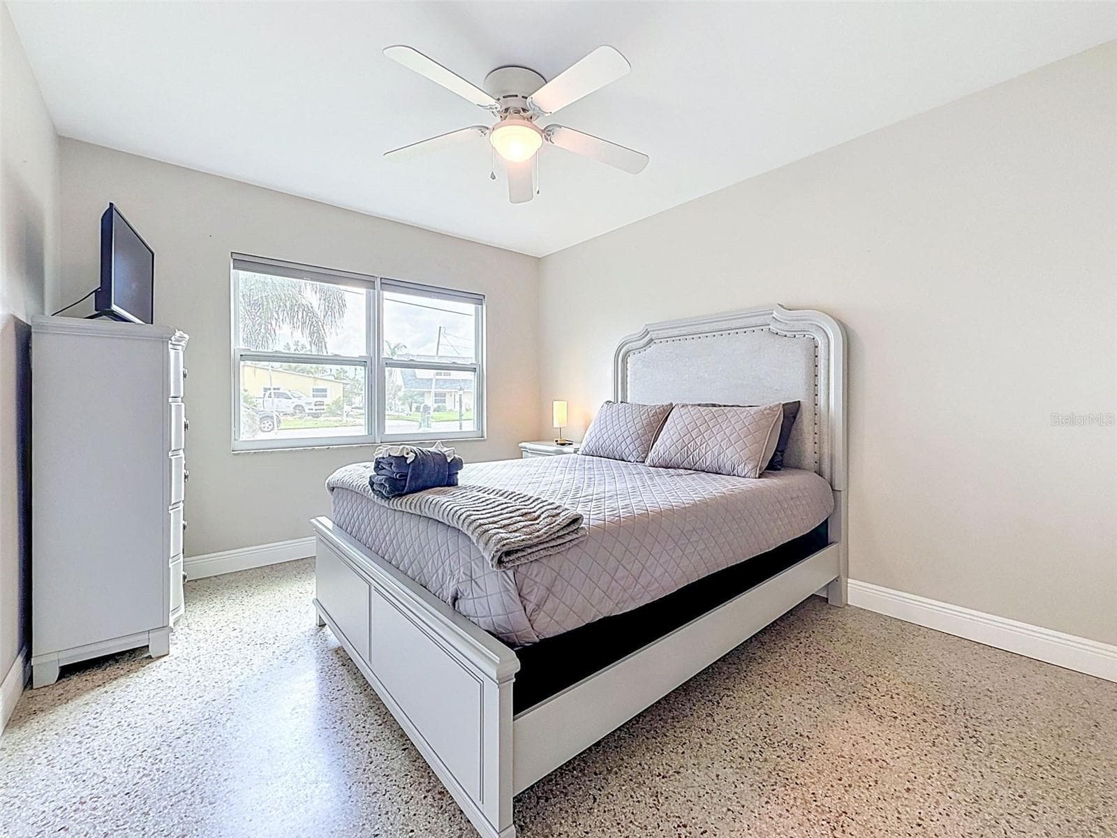 Single Family Residence at 8723 HICKORYWOOD LN, TAMPA, photo 40 of 82