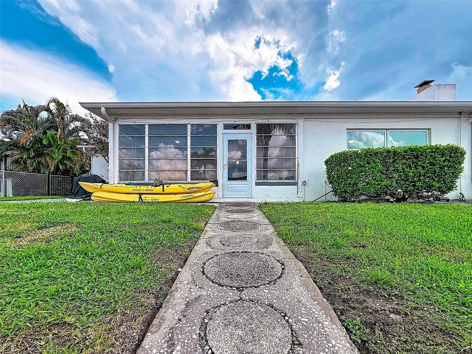Single Family Residence at 8723 HICKORYWOOD LN, TAMPA, photo 53 of 82