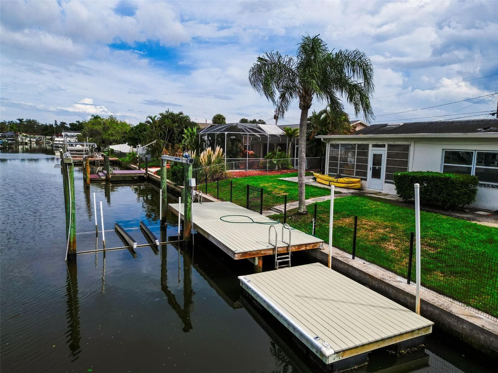 Single Family Residence at 8723 HICKORYWOOD LN, TAMPA, photo 59 of 82