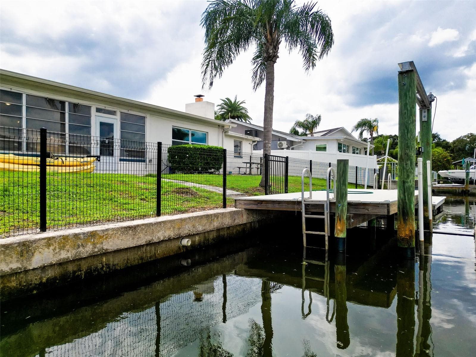 Single Family Residence at 8723 HICKORYWOOD LN, TAMPA, photo 61 of 82