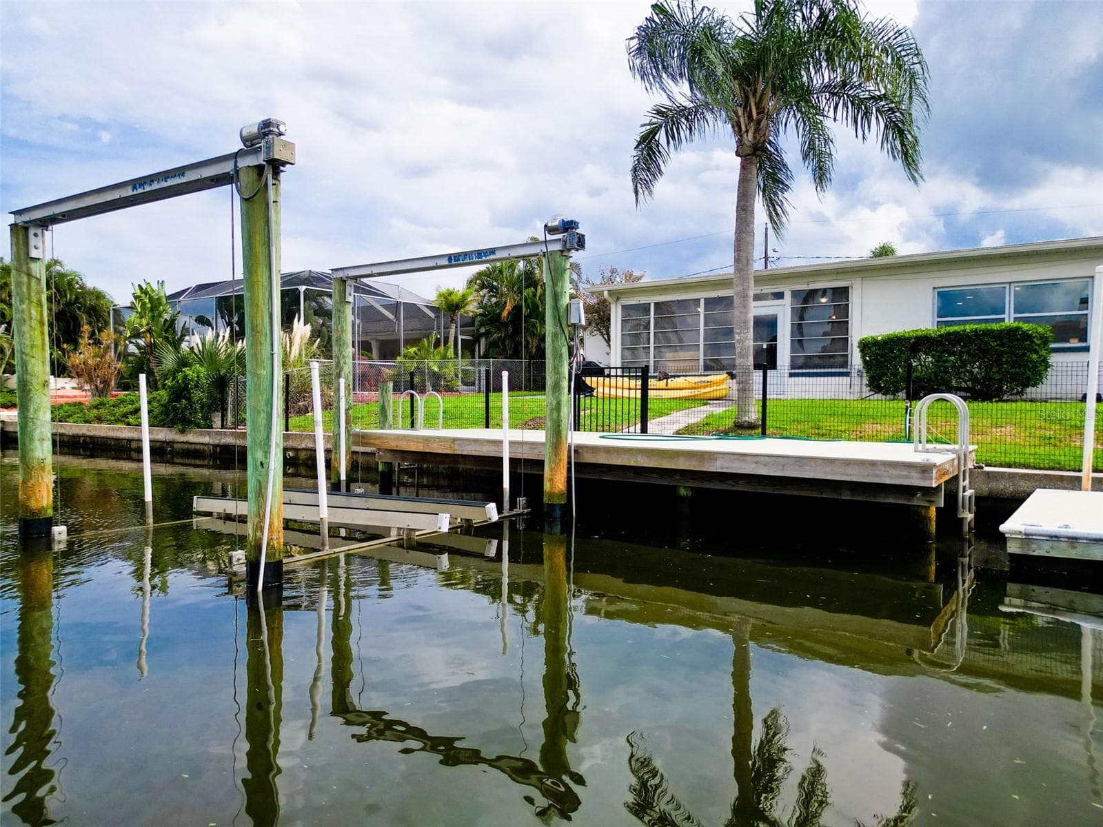 Single Family Residence at 8723 HICKORYWOOD LN, TAMPA, photo 64 of 82