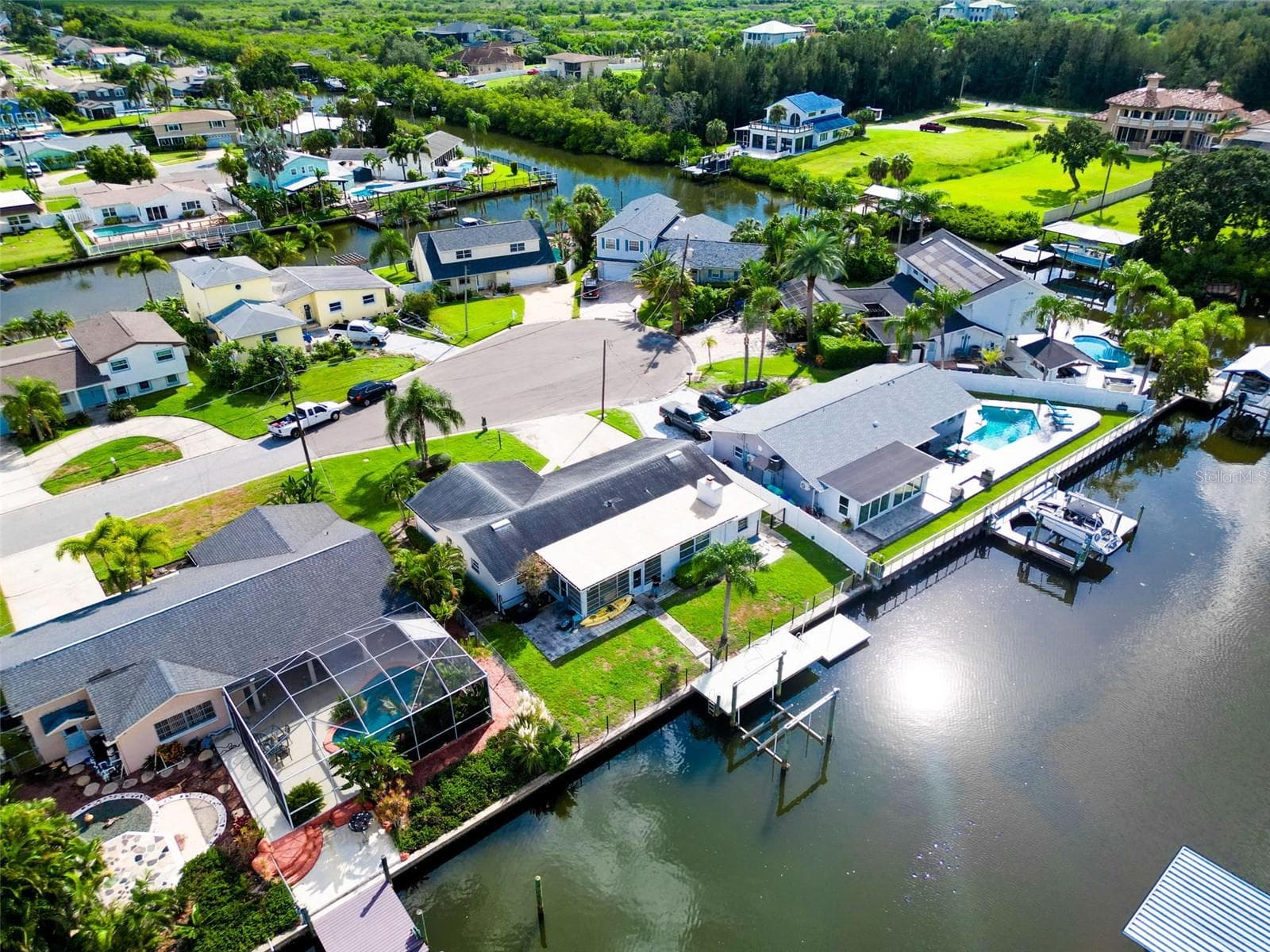 Single Family Residence at 8723 HICKORYWOOD LN, TAMPA, photo 68 of 82