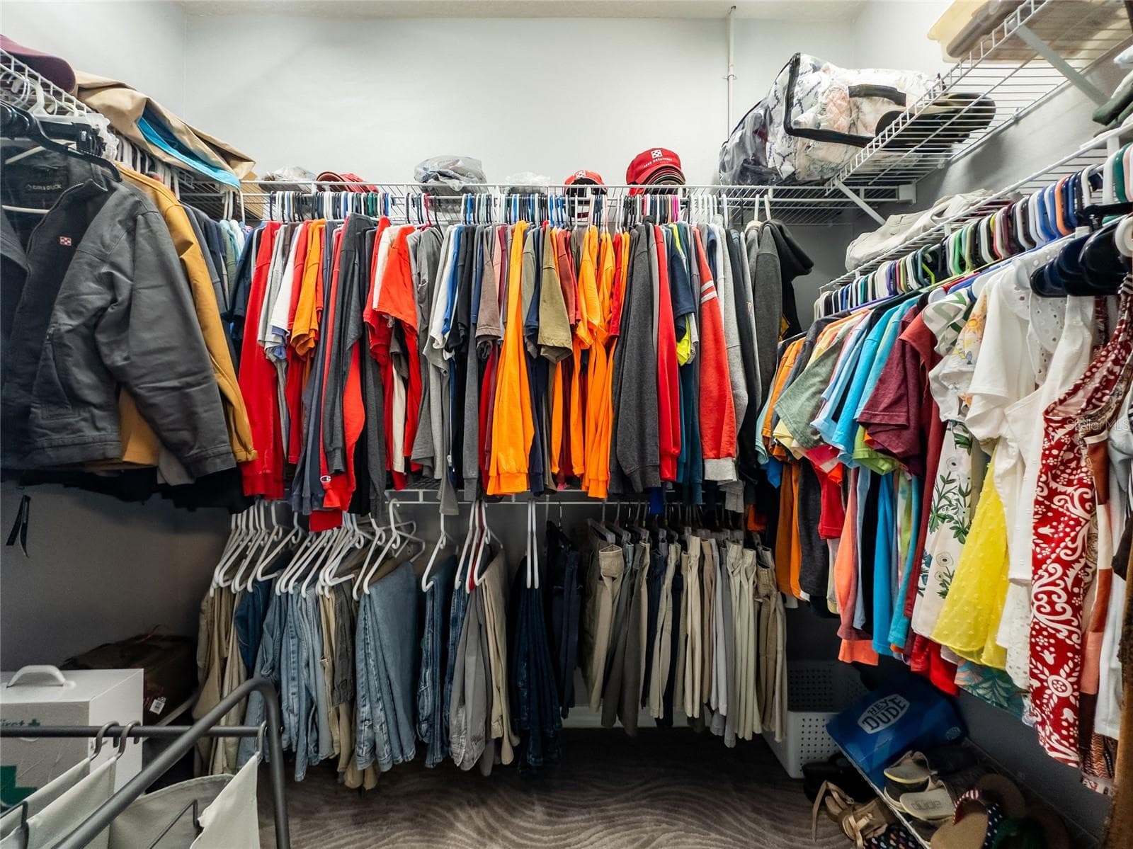 Walk-in closet. - 4465 FAIRWAY OAKS DR, MULBERRY