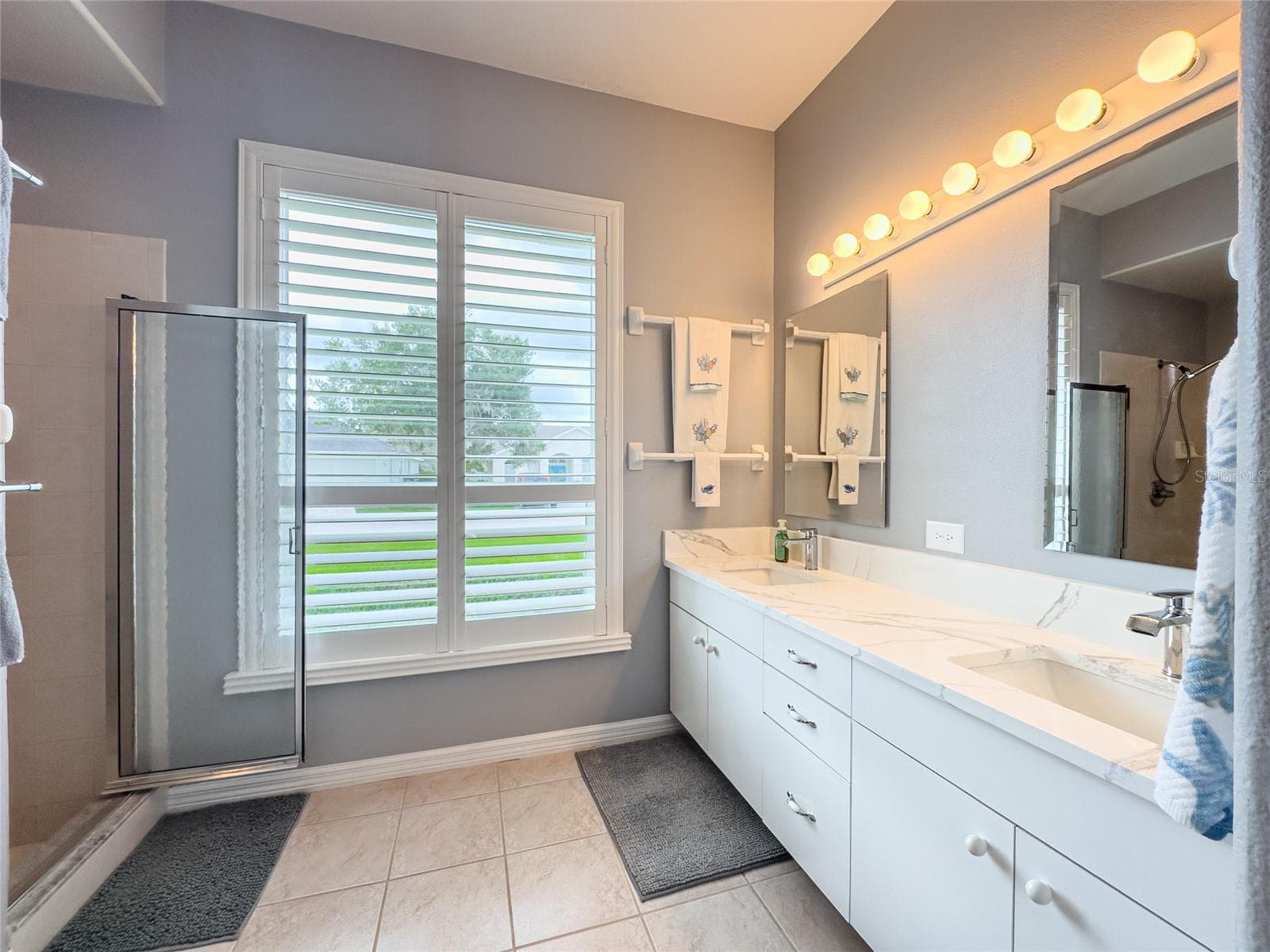 Full view of bath. - 4465 FAIRWAY OAKS DR, MULBERRY