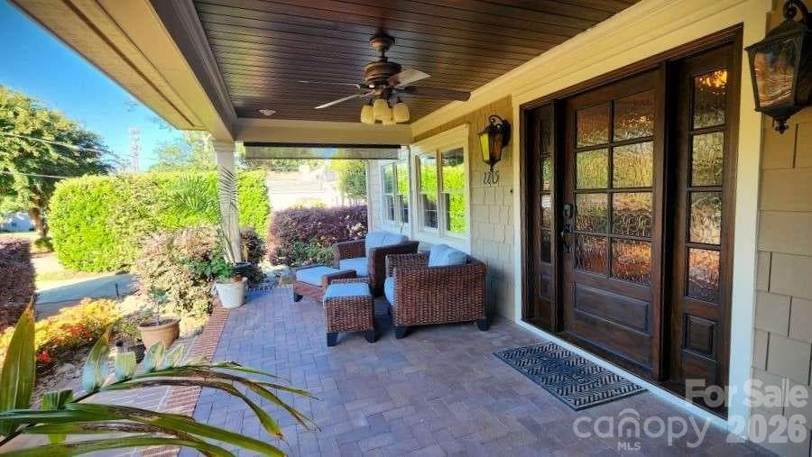 Single Family Residence at Charlotte, photo 15 of 144