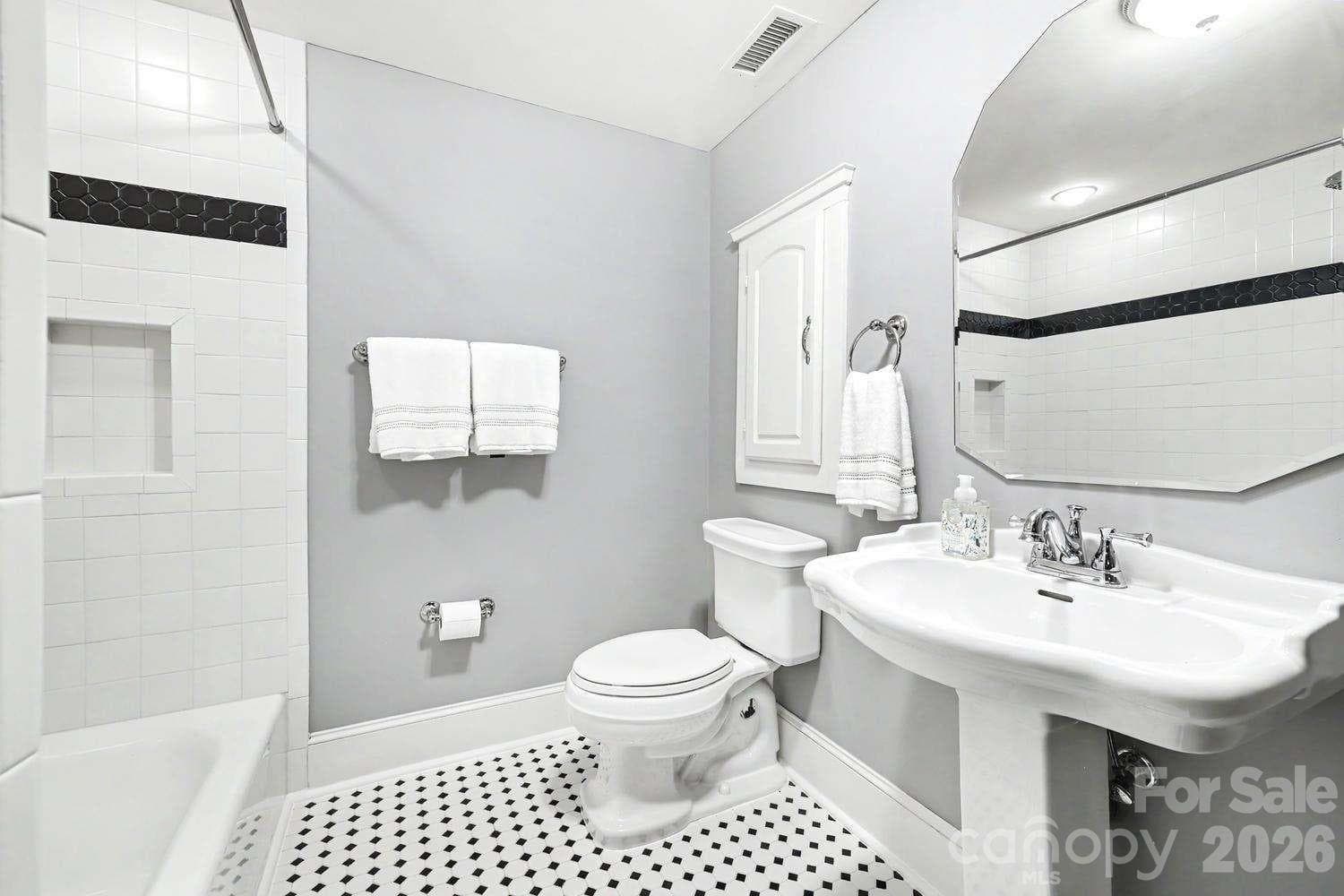 Single Family Residence at Charlotte, photo 105 of 144