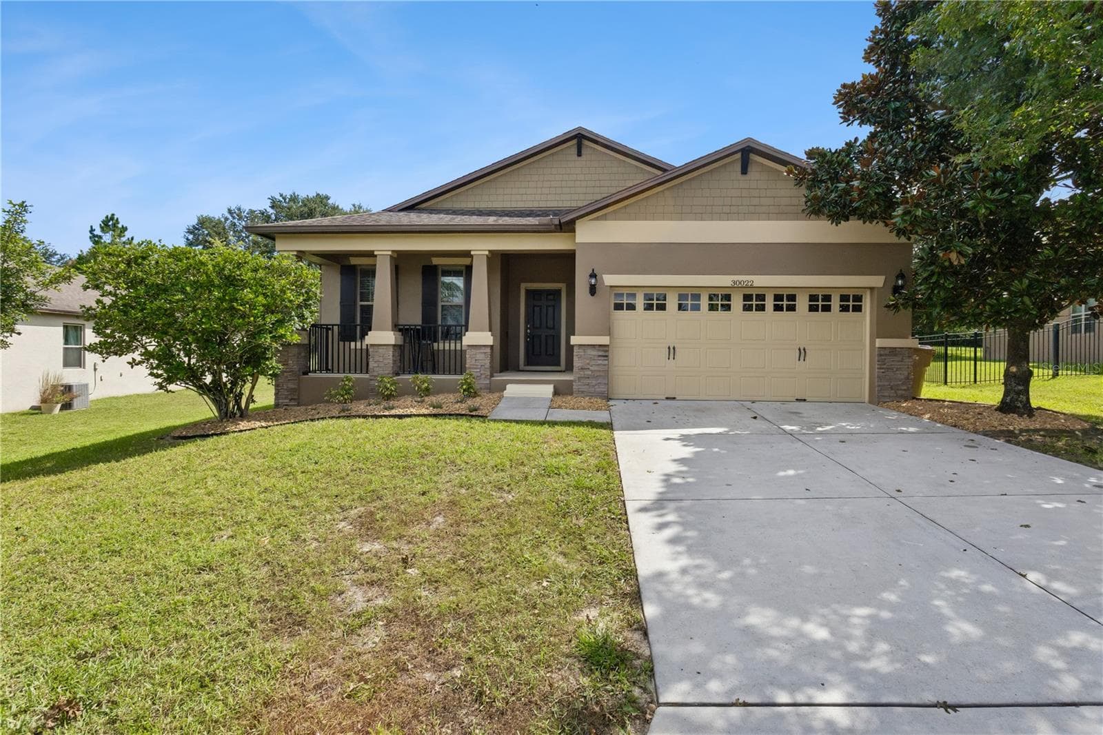 Single Family Residence at 30022 DONNINGTON LOOP, MOUNT DORA, photo 4 of 43