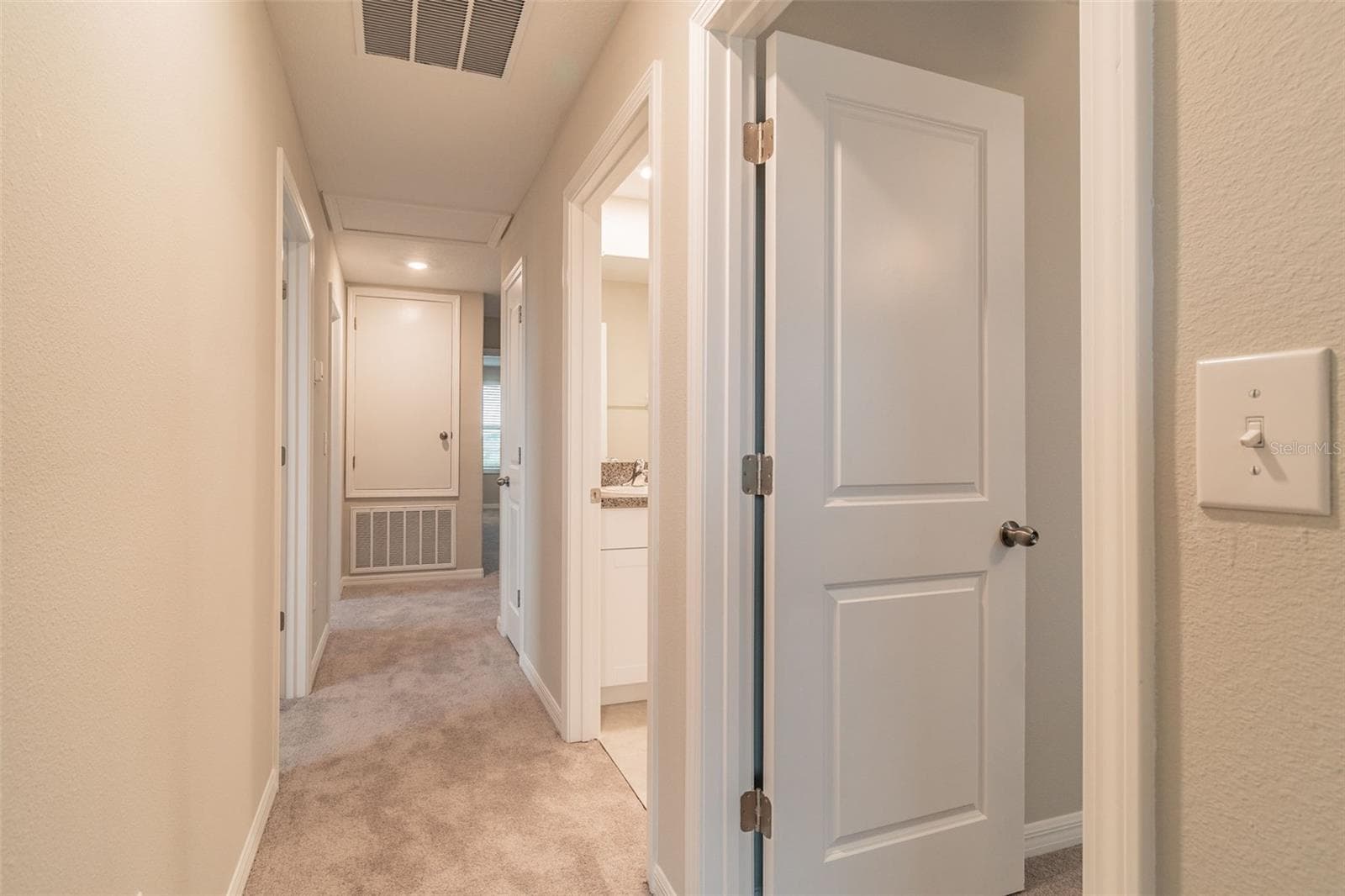 Single Family Residence at 5064 WHITE CHICORY DR, APOLLO BEACH, photo 17 of 44