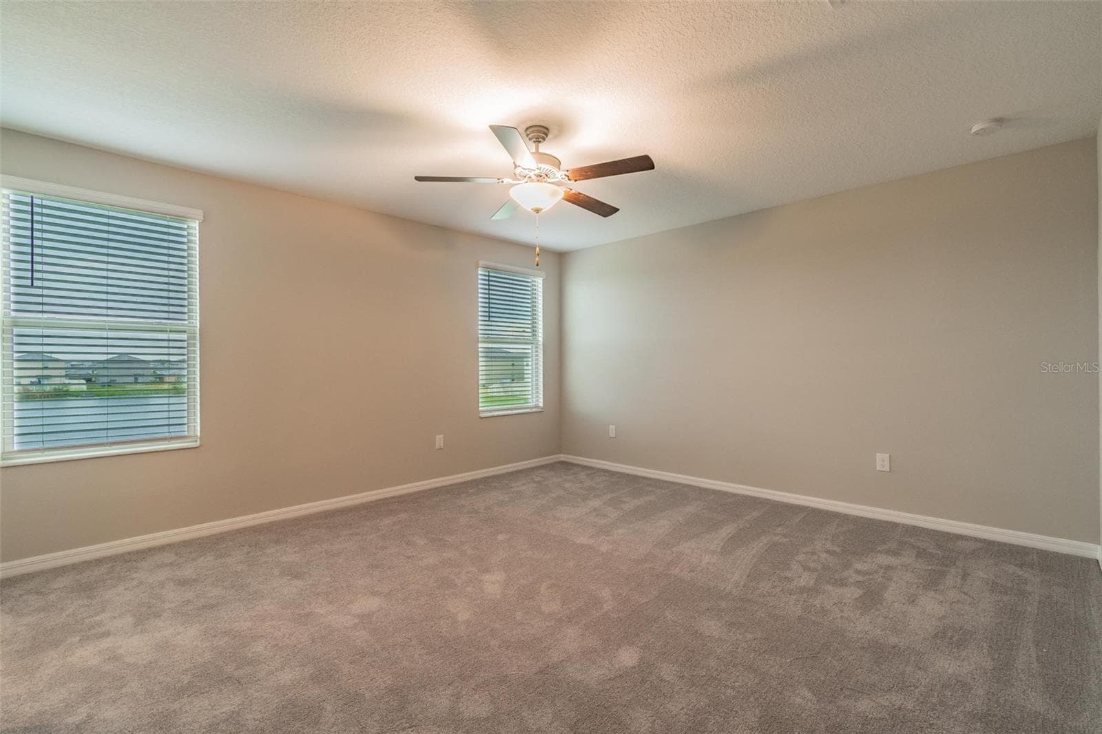 Single Family Residence at 5064 WHITE CHICORY DR, APOLLO BEACH, photo 18 of 44