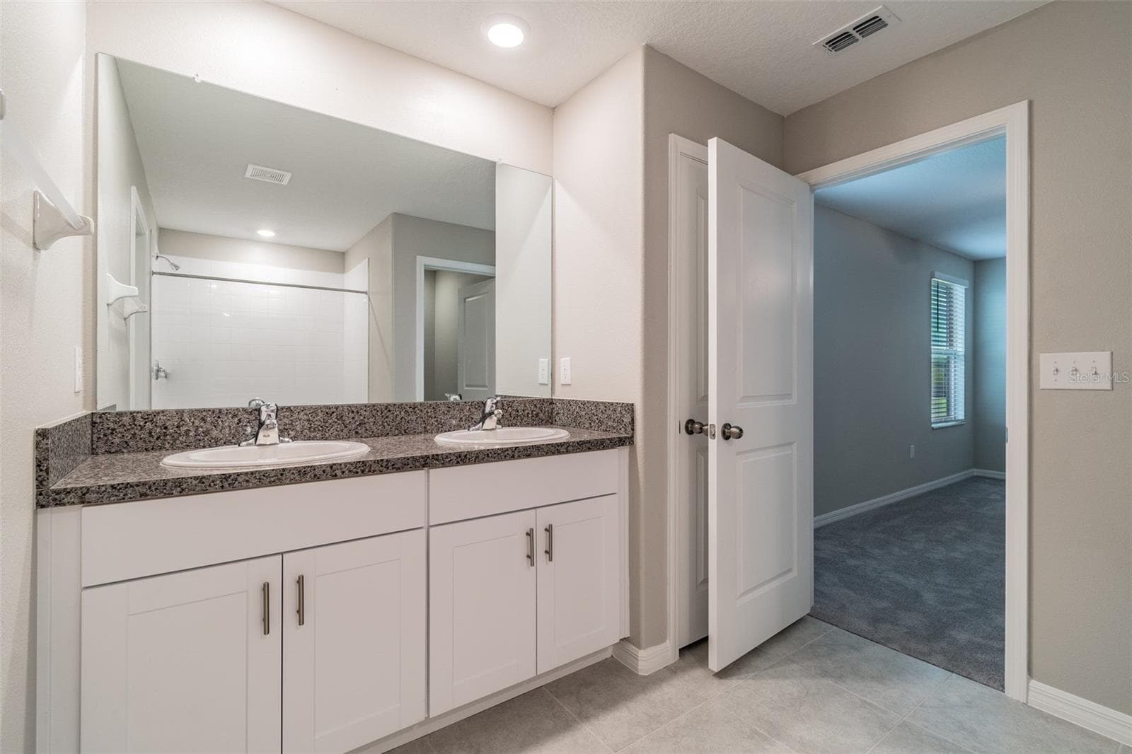 Single Family Residence at 5064 WHITE CHICORY DR, APOLLO BEACH, photo 24 of 44