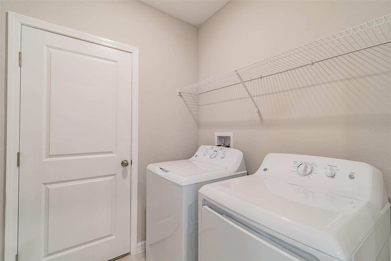 Single Family Residence at 5064 WHITE CHICORY DR, APOLLO BEACH, photo 25 of 44
