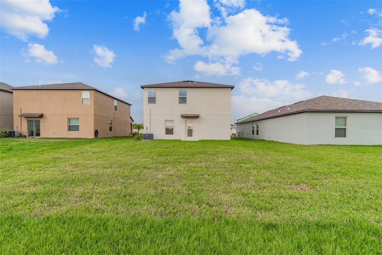 Single Family Residence at 5064 WHITE CHICORY DR, APOLLO BEACH, photo 36 of 44