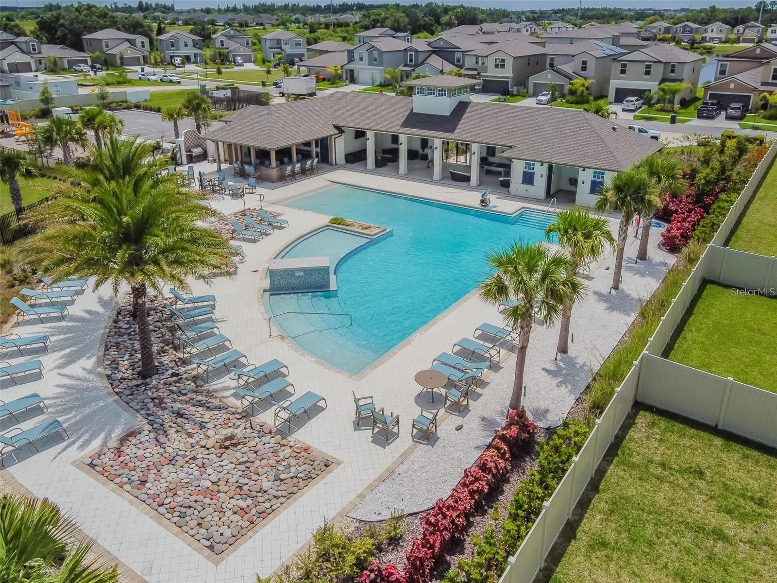 Single Family Residence at 5064 WHITE CHICORY DR, APOLLO BEACH, photo 43 of 44