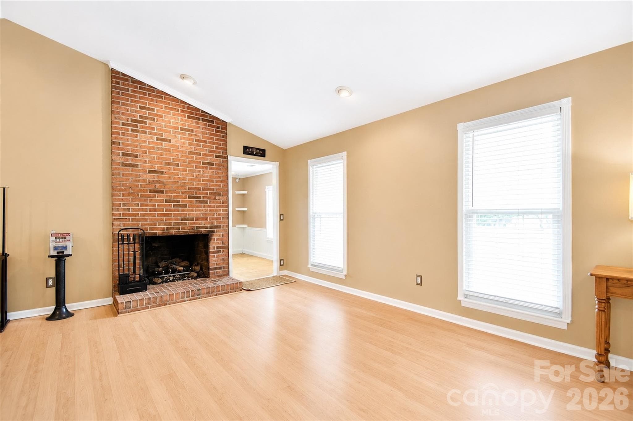 Single Family Residence at 7904 Saddleview Court, Charlotte, photo 4 of 46