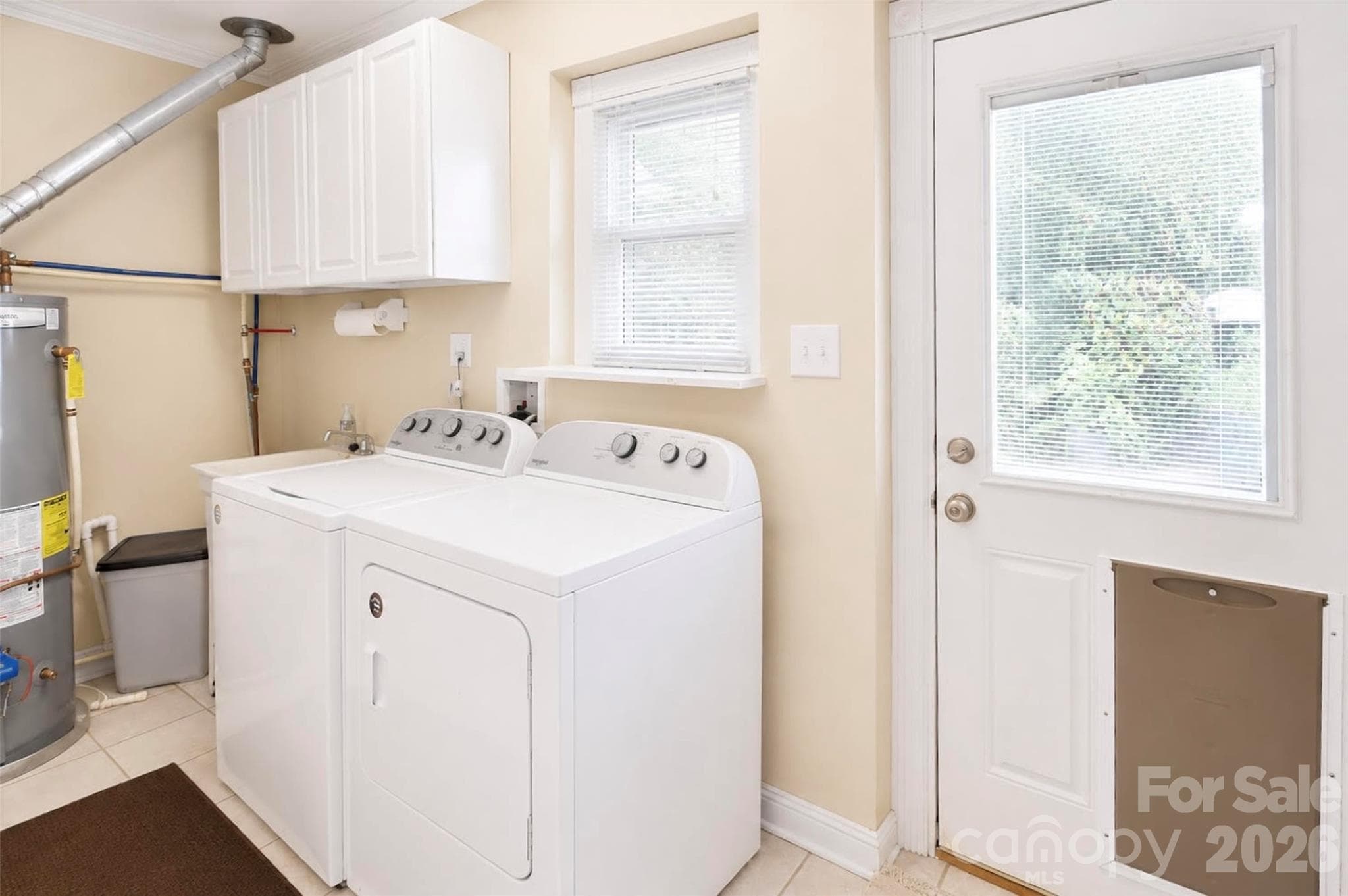 Single Family Residence at 7904 Saddleview Court, Charlotte, photo 23 of 46