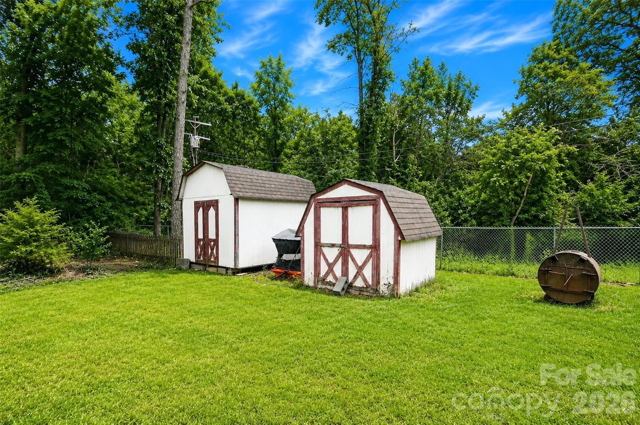 Single Family Residence at 7904 Saddleview Court, Charlotte, photo 28 of 46