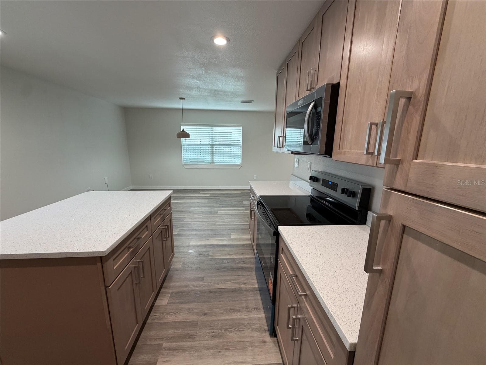Single Family Residence at 301 LESESNE ST, KISSIMMEE, photo 9 of 35