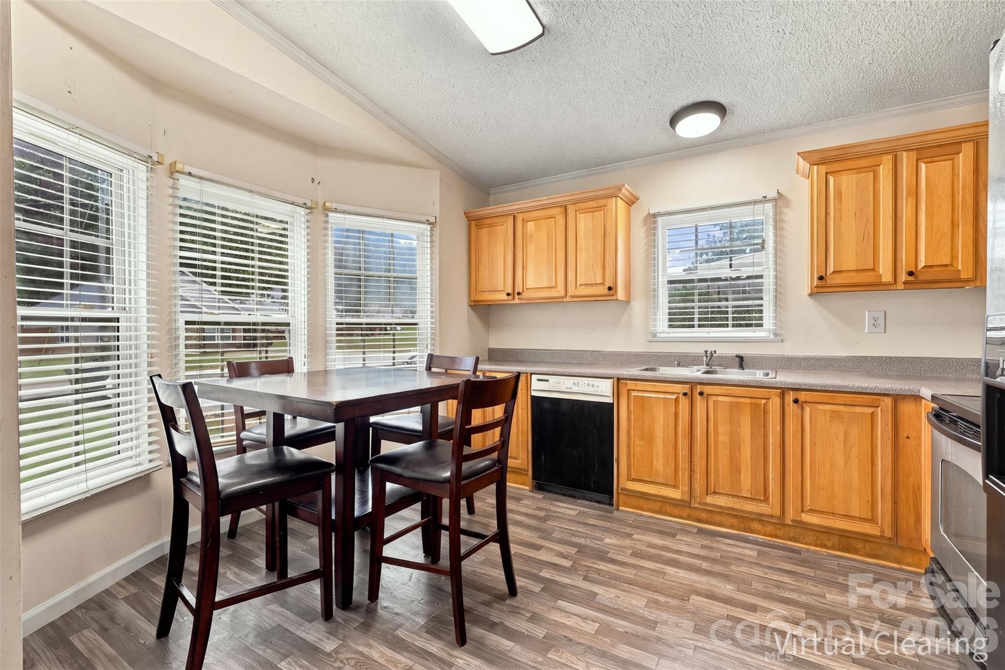 Single Family Residence at 455 Castlewood Circle, Rock Hill, photo 9 of 48
