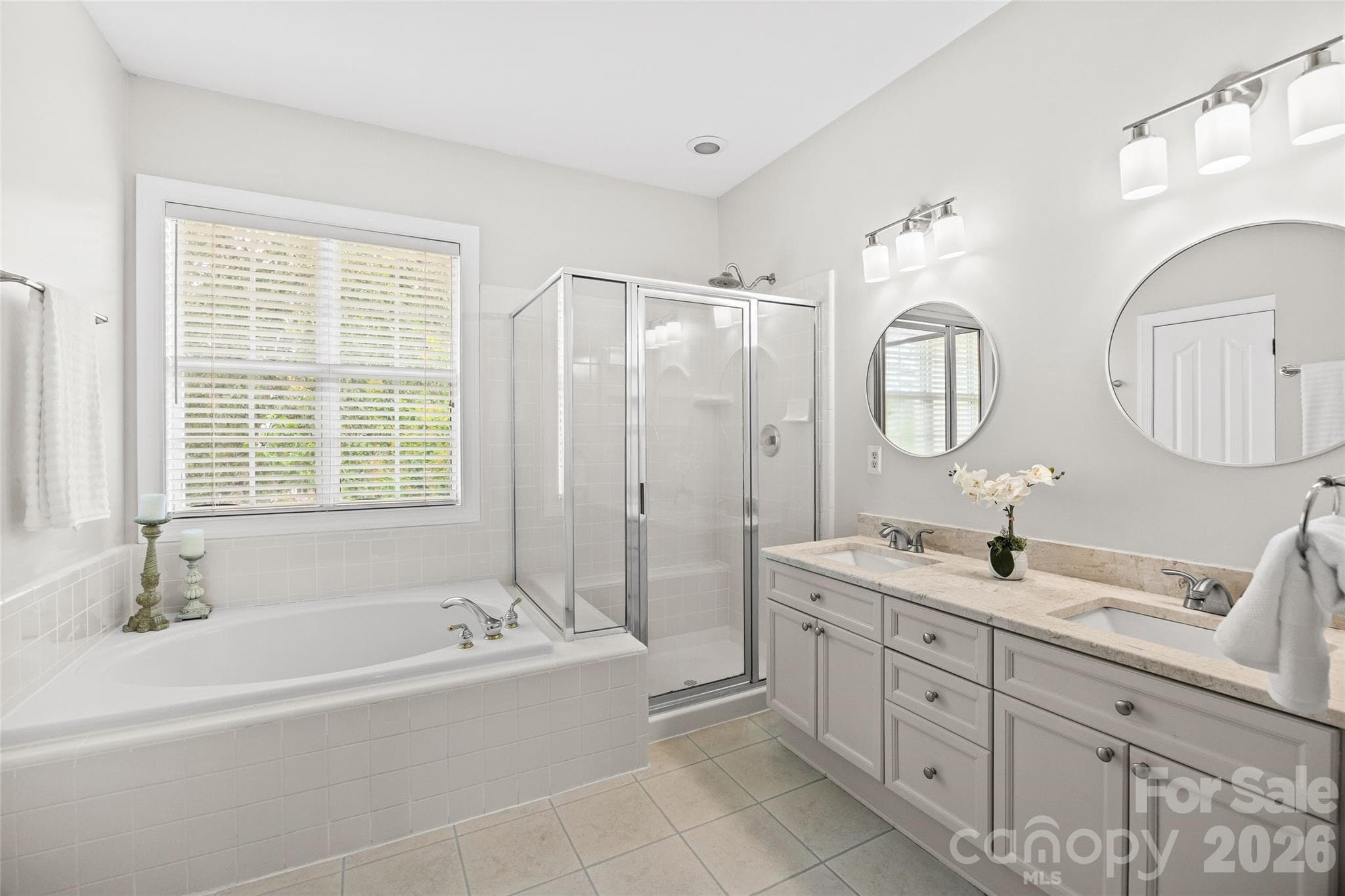 Primary bedroom en-suite bath - 11424 Innes Court, Charlotte