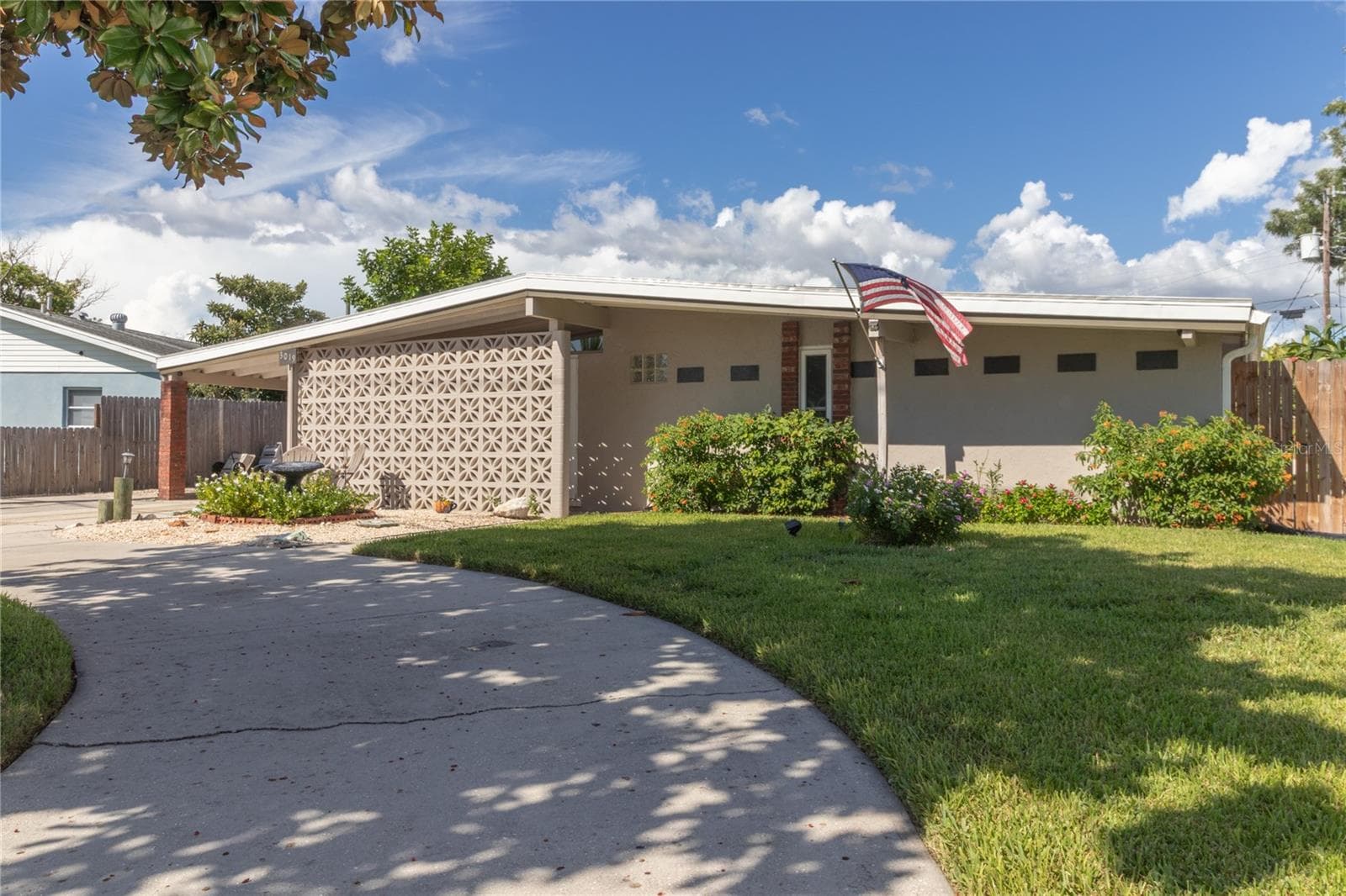Front view - 3019 FLORIDA BLVD, BRADENTON
