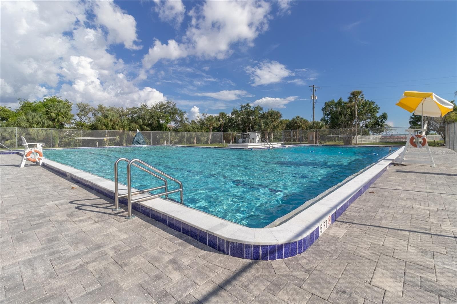 Bayshore Gardens Park Pool - 3019 FLORIDA BLVD, BRADENTON