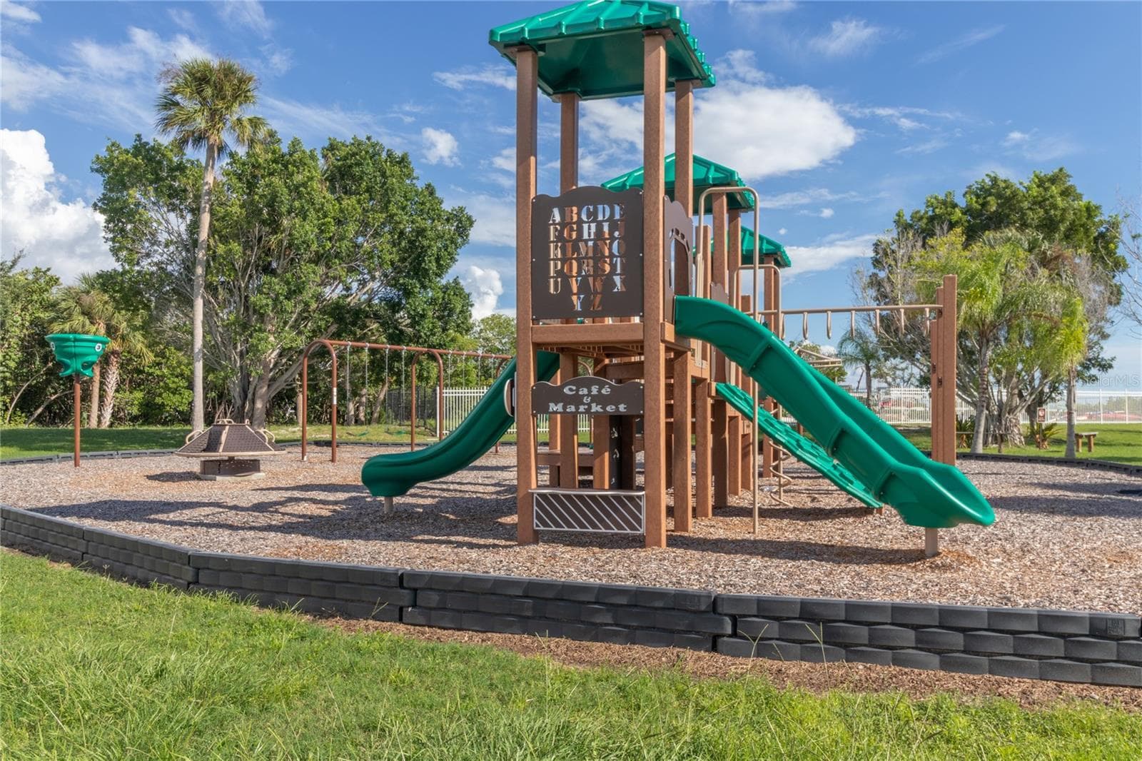 Playground - 3019 FLORIDA BLVD, BRADENTON