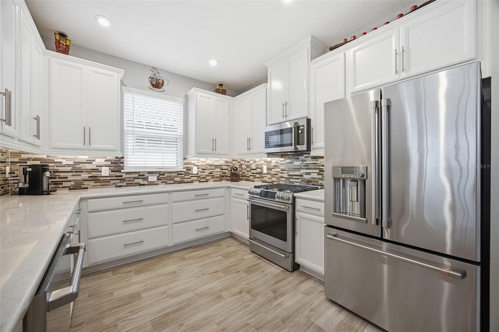Single Family Residence at 4270 CAIROLI CT, WESLEY CHAPEL, photo 19 of 80