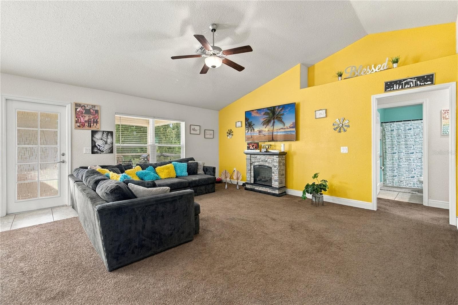 Single Family Residence at 1822 YOAKUM ST, LEHIGH ACRES, photo 4 of 24