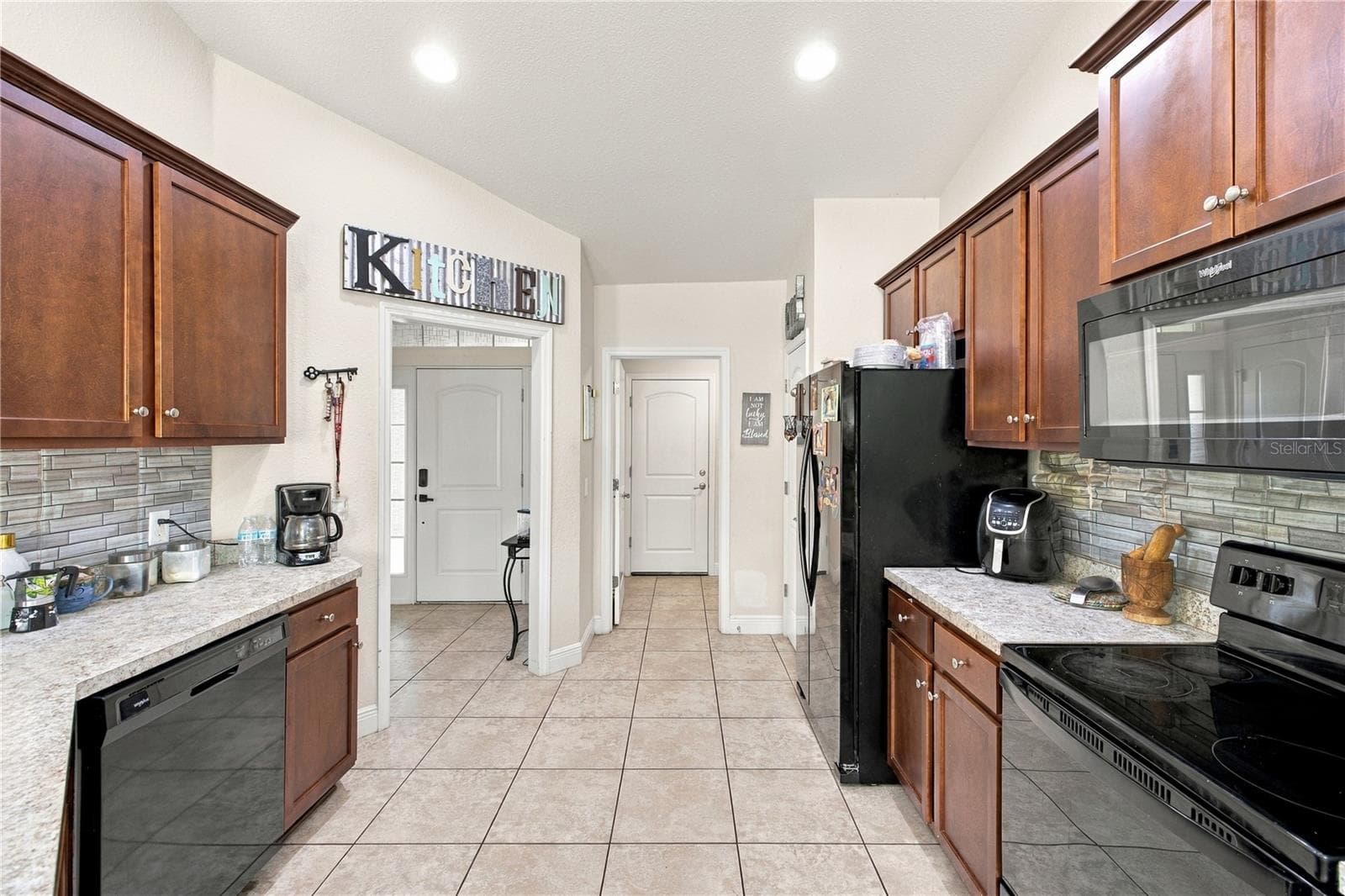Single Family Residence at 1822 YOAKUM ST, LEHIGH ACRES, photo 10 of 24
