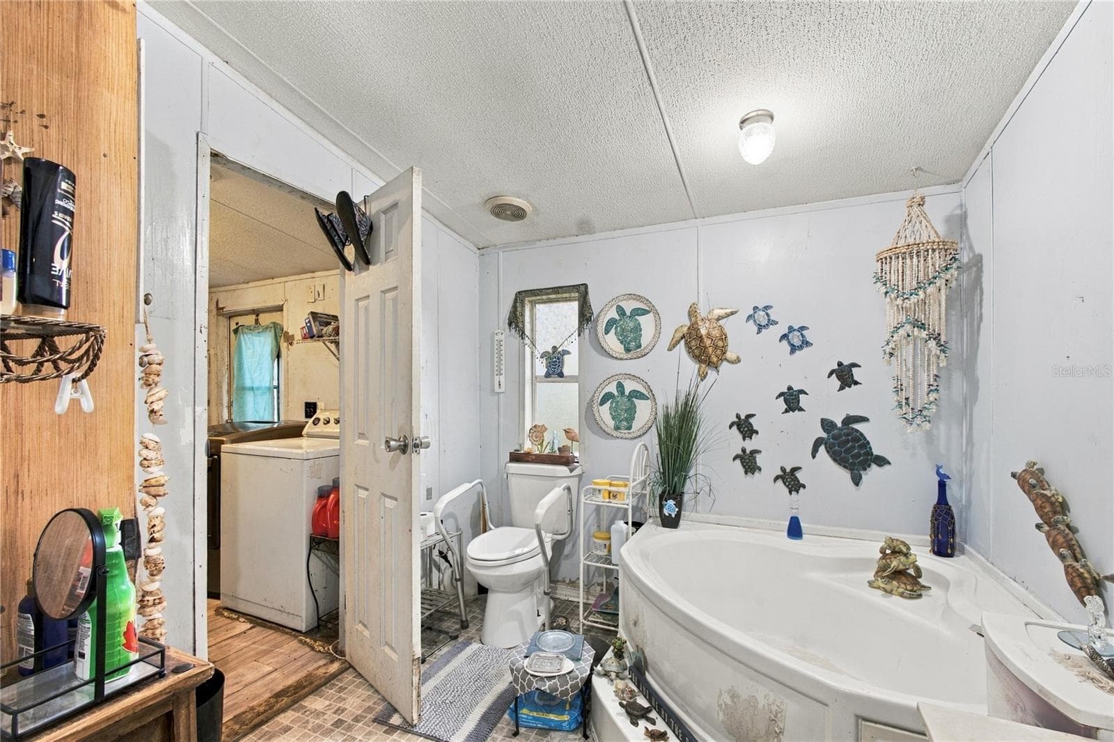Manufactured Home at 3608 VALLEY TRL, LAKELAND, photo 18 of 33