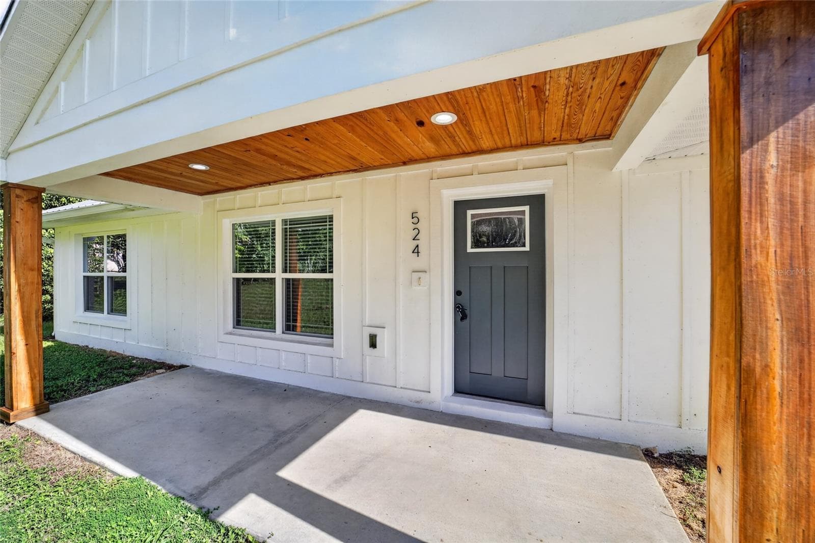 Single Family Residence at 524 NW 1ST AVE, WILLISTON, photo 6 of 43