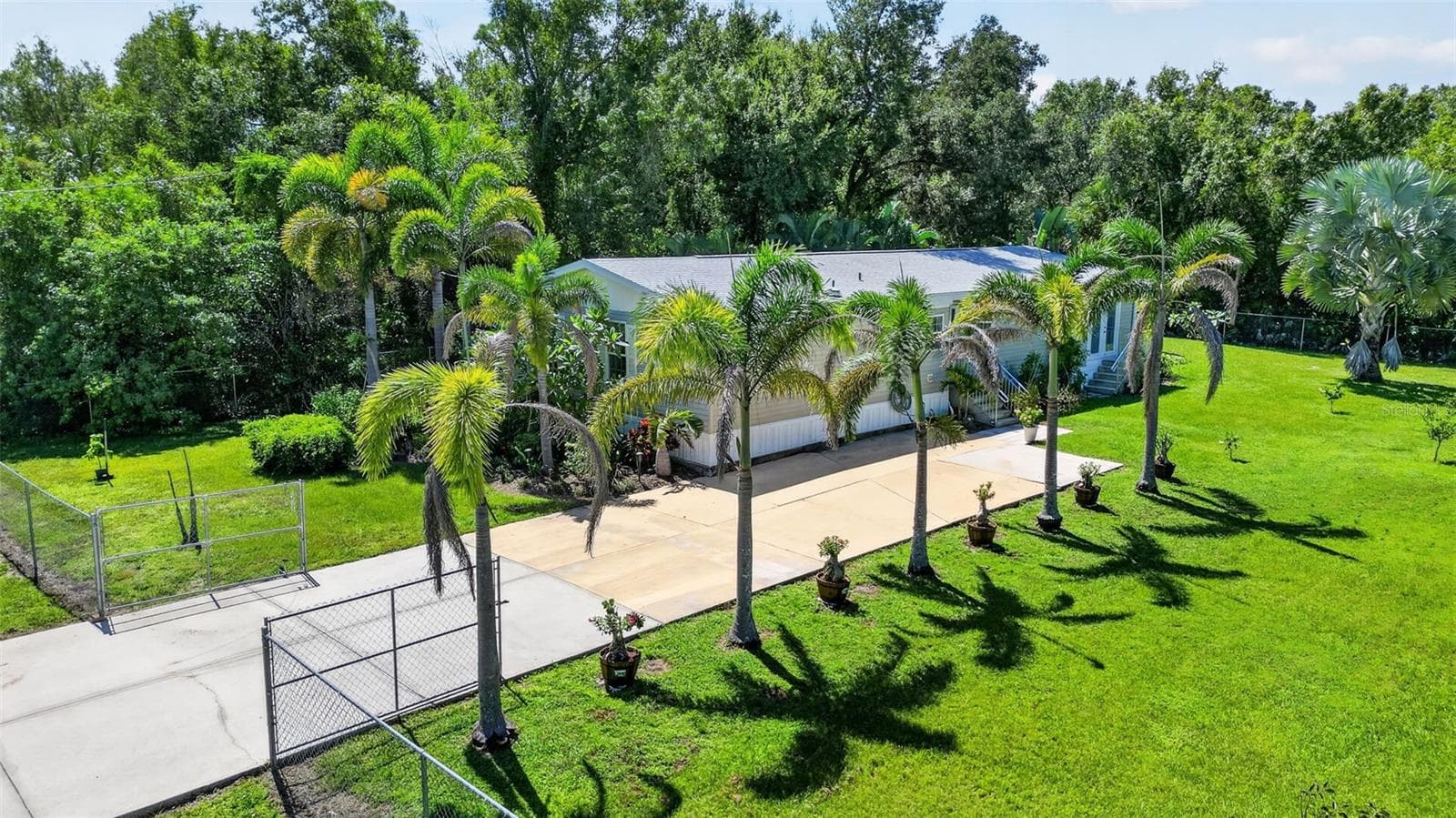 Manufactured Home at 5975 SABALWOOD DR, PUNTA GORDA, photo 52 of 61