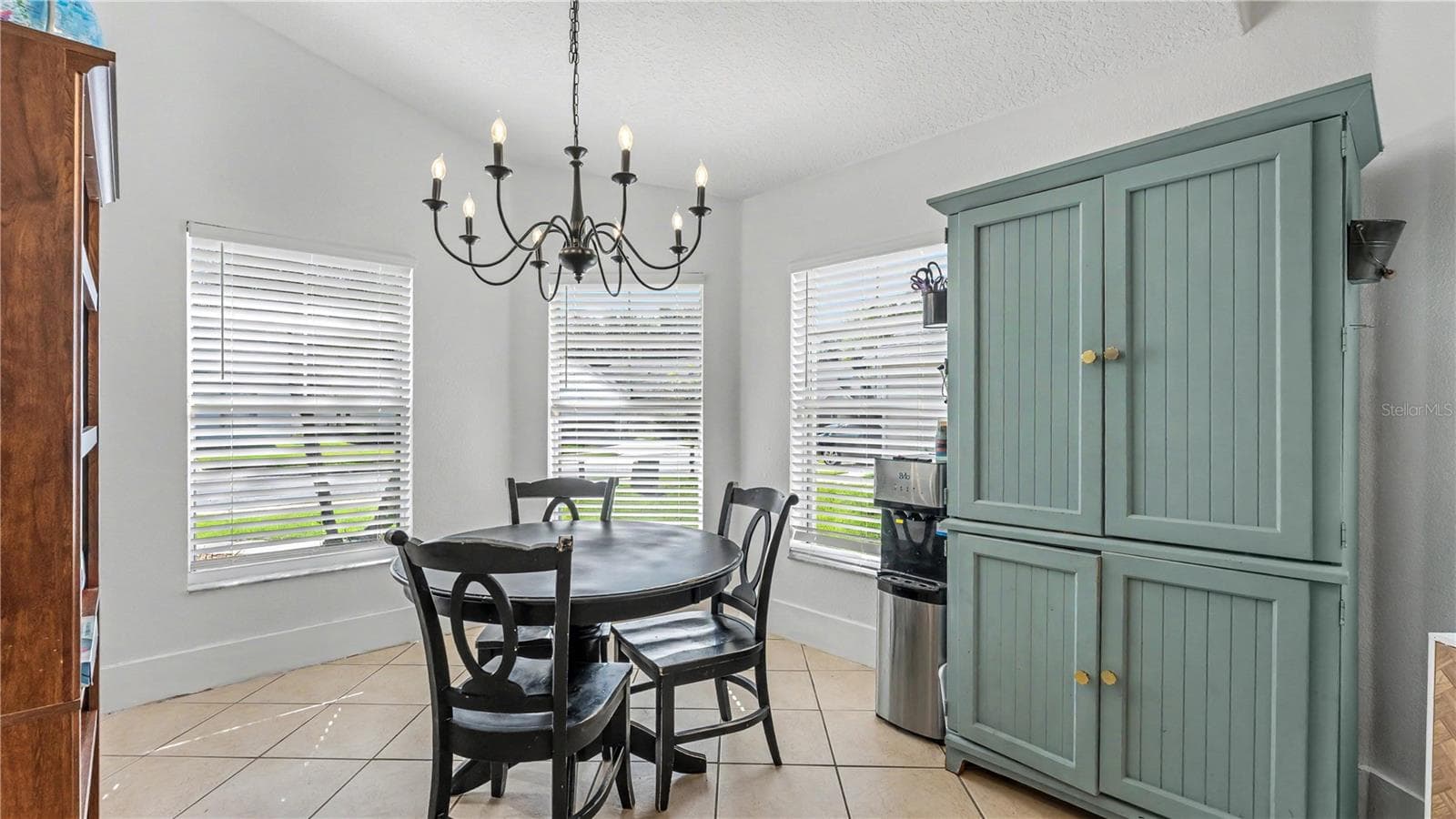 Single Family Residence at 815 WINDSOR ESTATES DRIVE, DAVENPORT, photo 12 of 31