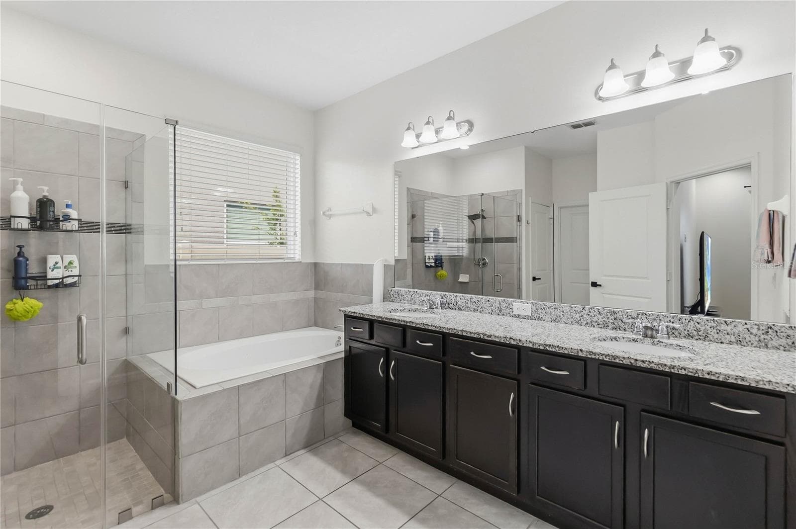 Single Family Residence at 4334 CYPRESS GLADES LN, ORLANDO, photo 20 of 54