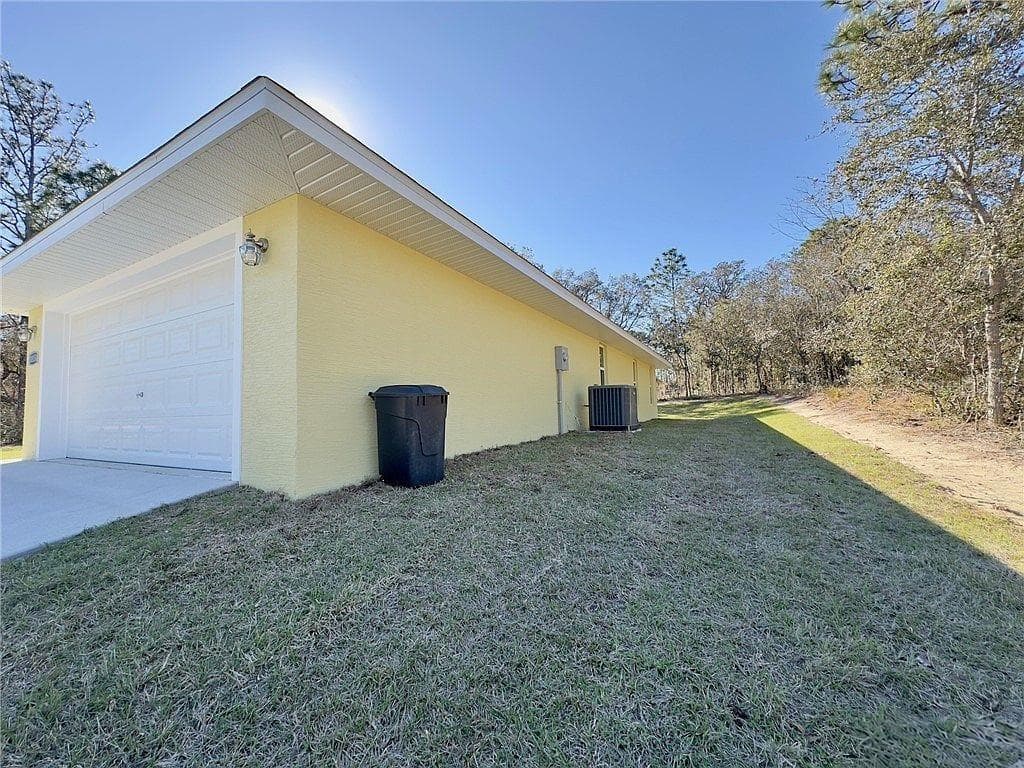 Single Family Residence at 10150 N SABRE DR, CITRUS SPRINGS, photo 35 of 37