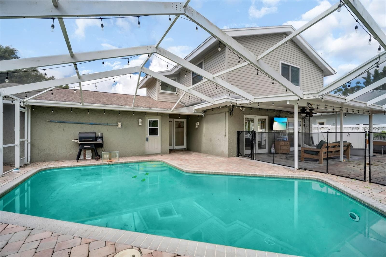Single Family Residence at 3992 ORCHARD HILL CIR, PALM HARBOR, photo 5 of 87