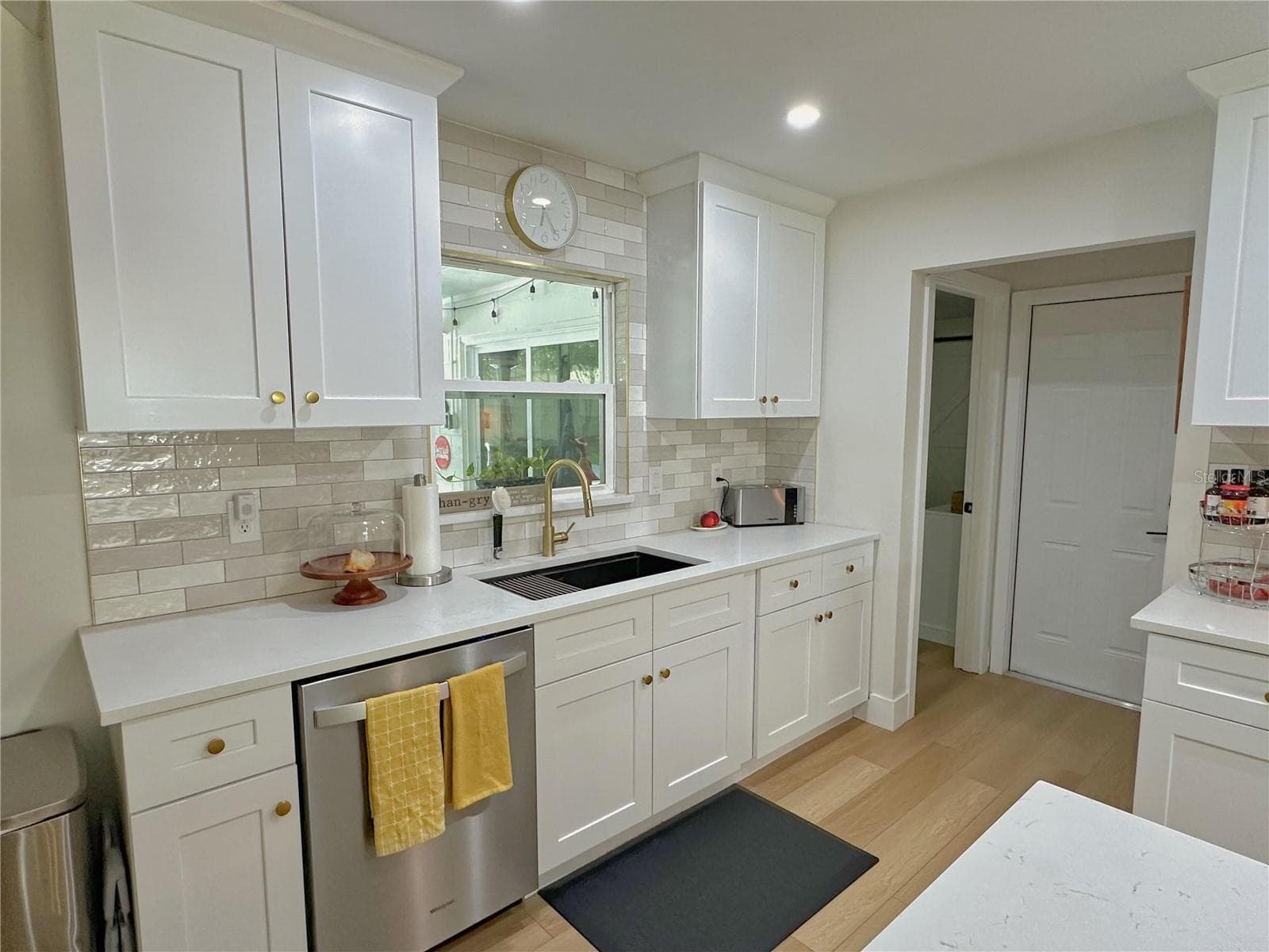 Single Family Residence at 4858 BRENDA DR, ORLANDO, photo 12 of 39
