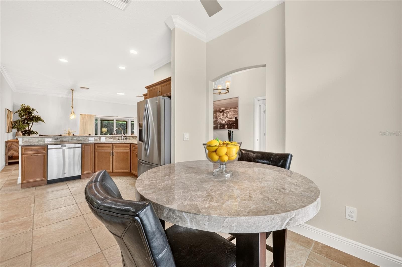 High & Vaulted Ceilings - 2084 NORDIC LN, THE VILLAGES