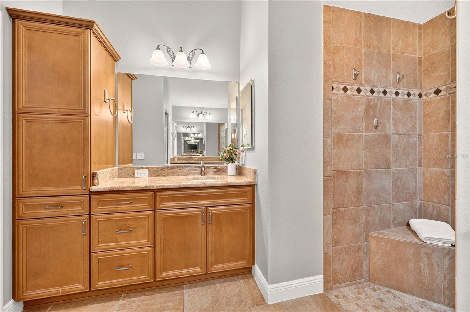 Granite Countertops - 2084 NORDIC LN, THE VILLAGES