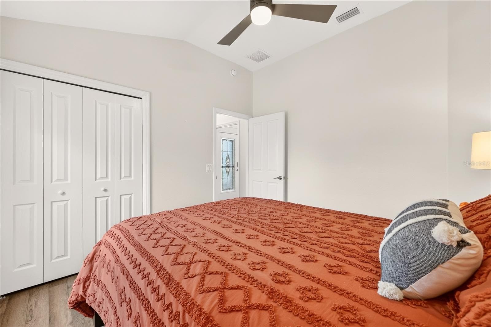 Built-in Closet & Upgraded Ceiling Fan - 2084 NORDIC LN, THE VILLAGES