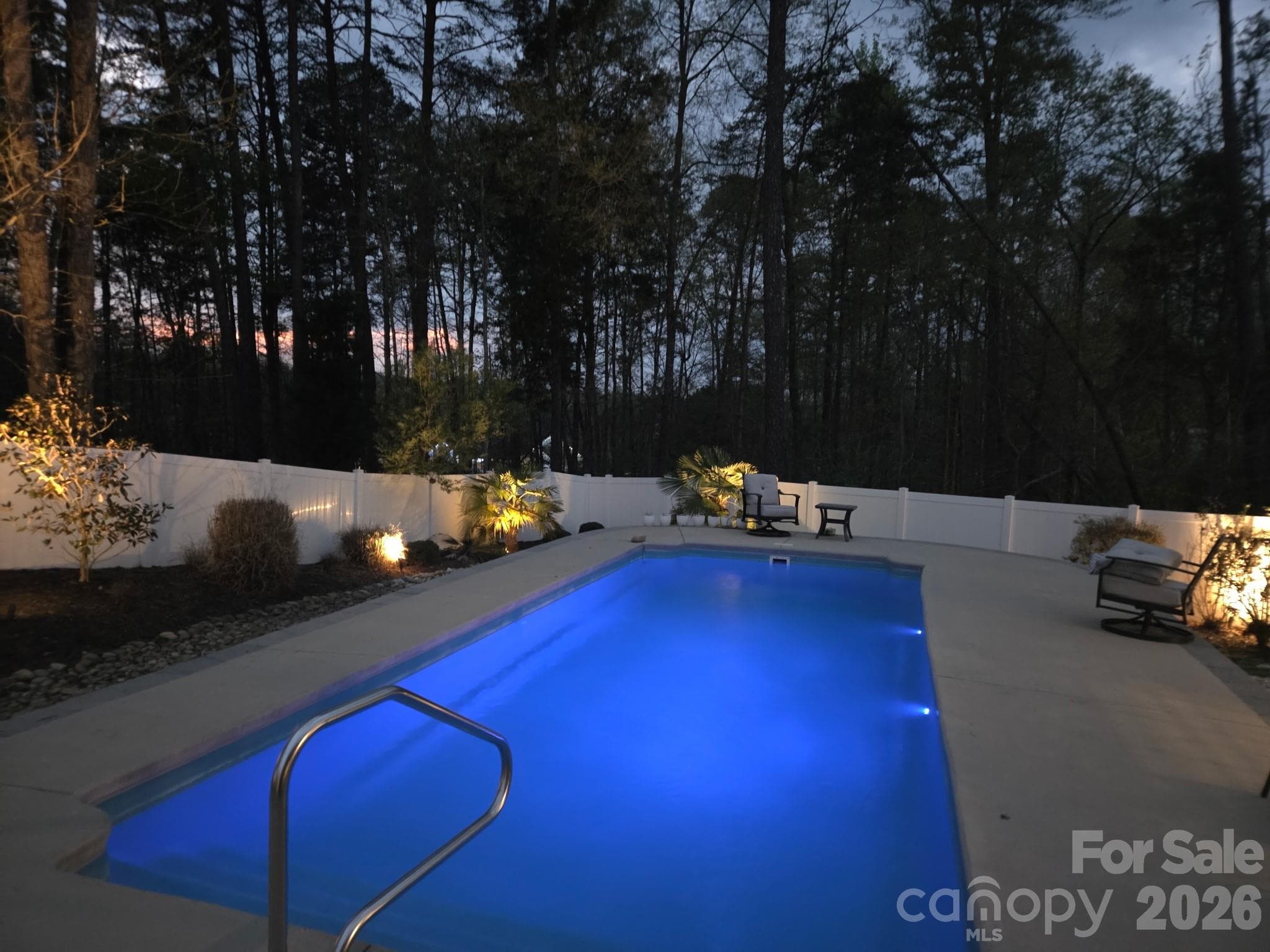 Single Family Residence at 1221 Acosta Court, Lake Wylie, photo 26 of 41
