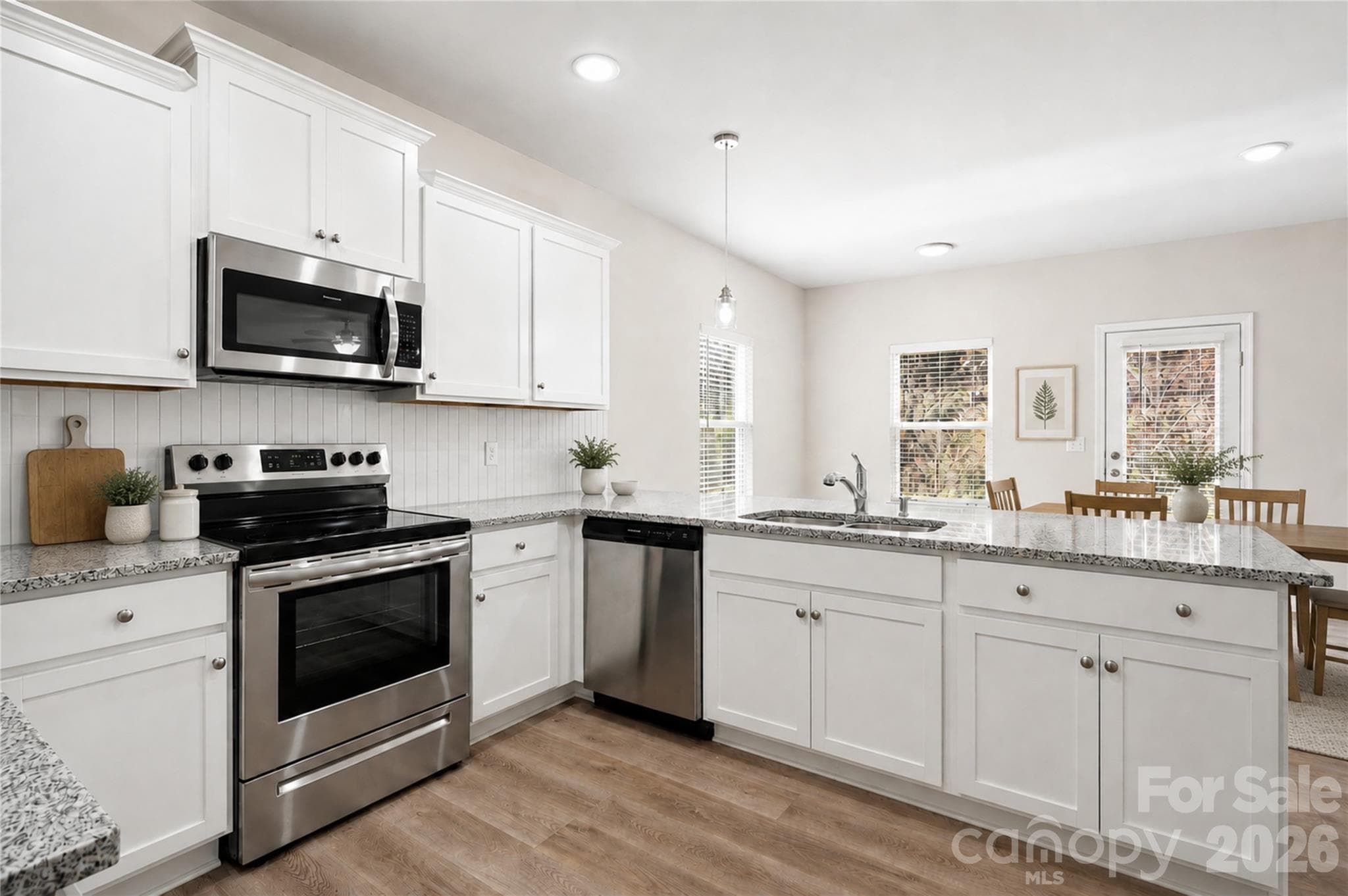 Single Family Residence at 2239 Dardan Woods Drive, Charlotte, photo 6 of 17