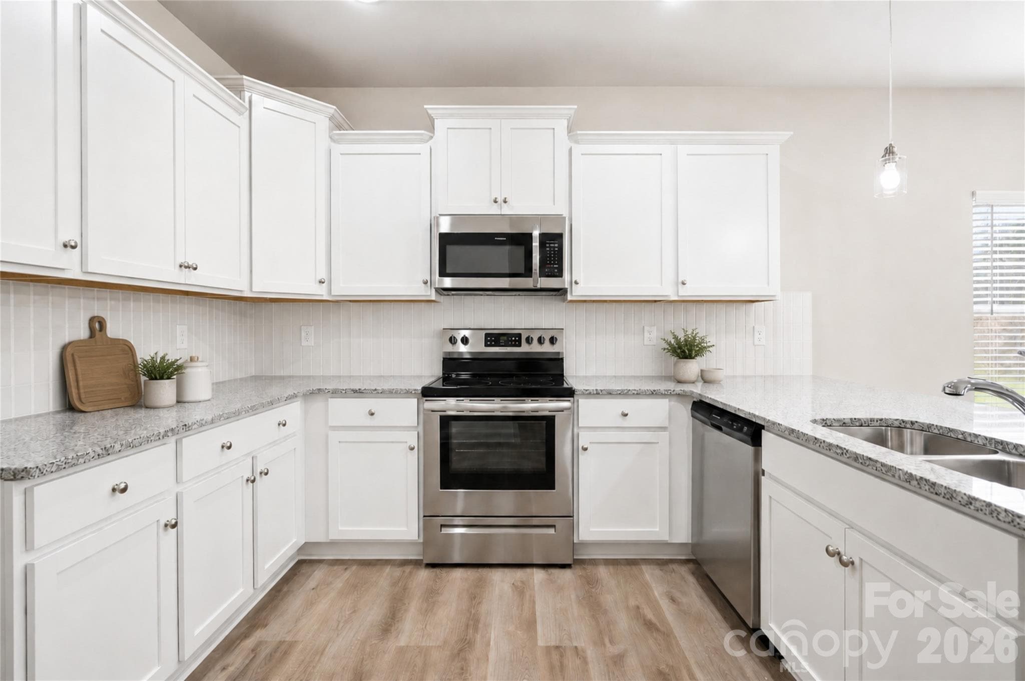 Single Family Residence at 2239 Dardan Woods Drive, Charlotte, photo 7 of 17