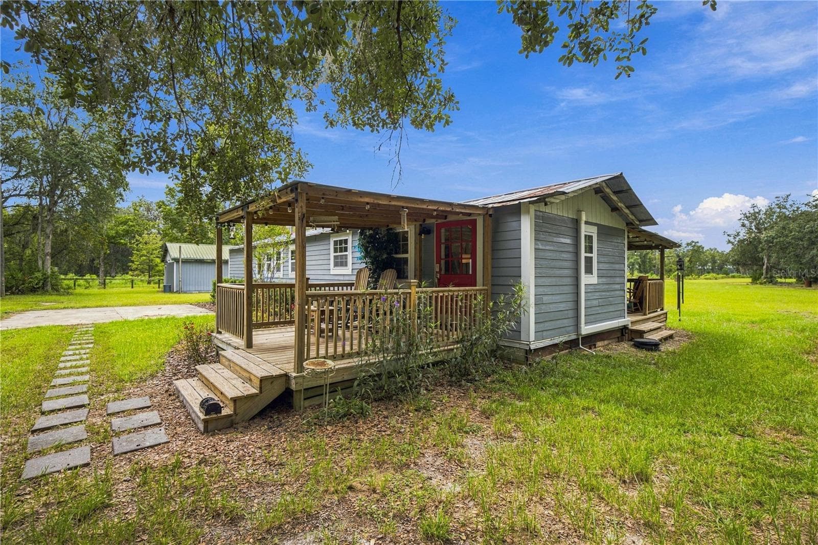 Manufactured Home at 14468 NE 150TH AVE, FORT MC COY, photo 2 of 51