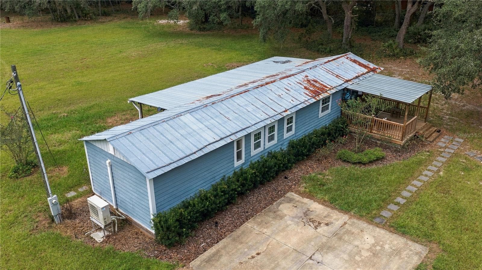 Manufactured Home at 14468 NE 150TH AVE, FORT MC COY, photo 49 of 51