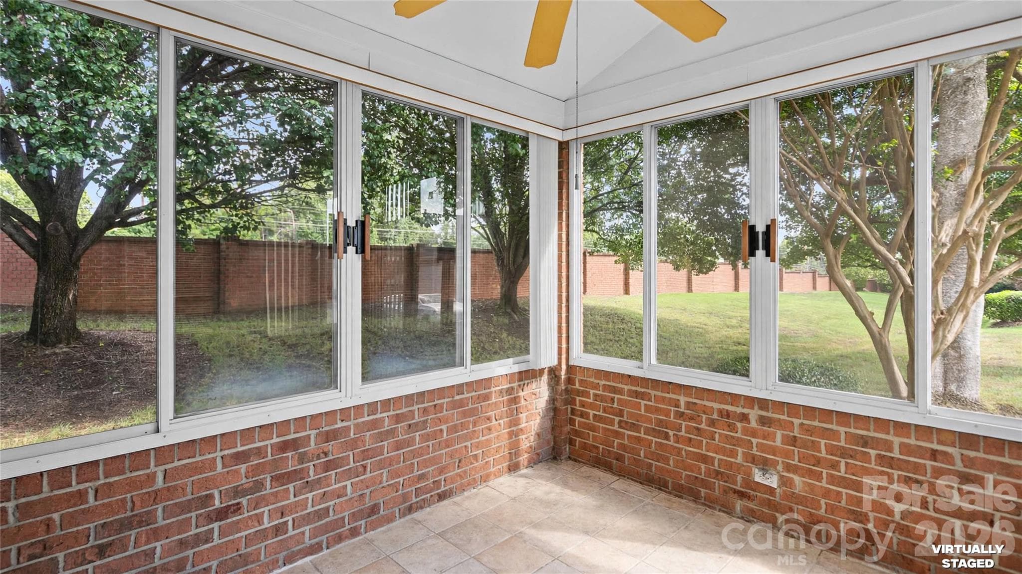 Condominium at 10925 Oakside Court, Pineville, photo 13 of 29