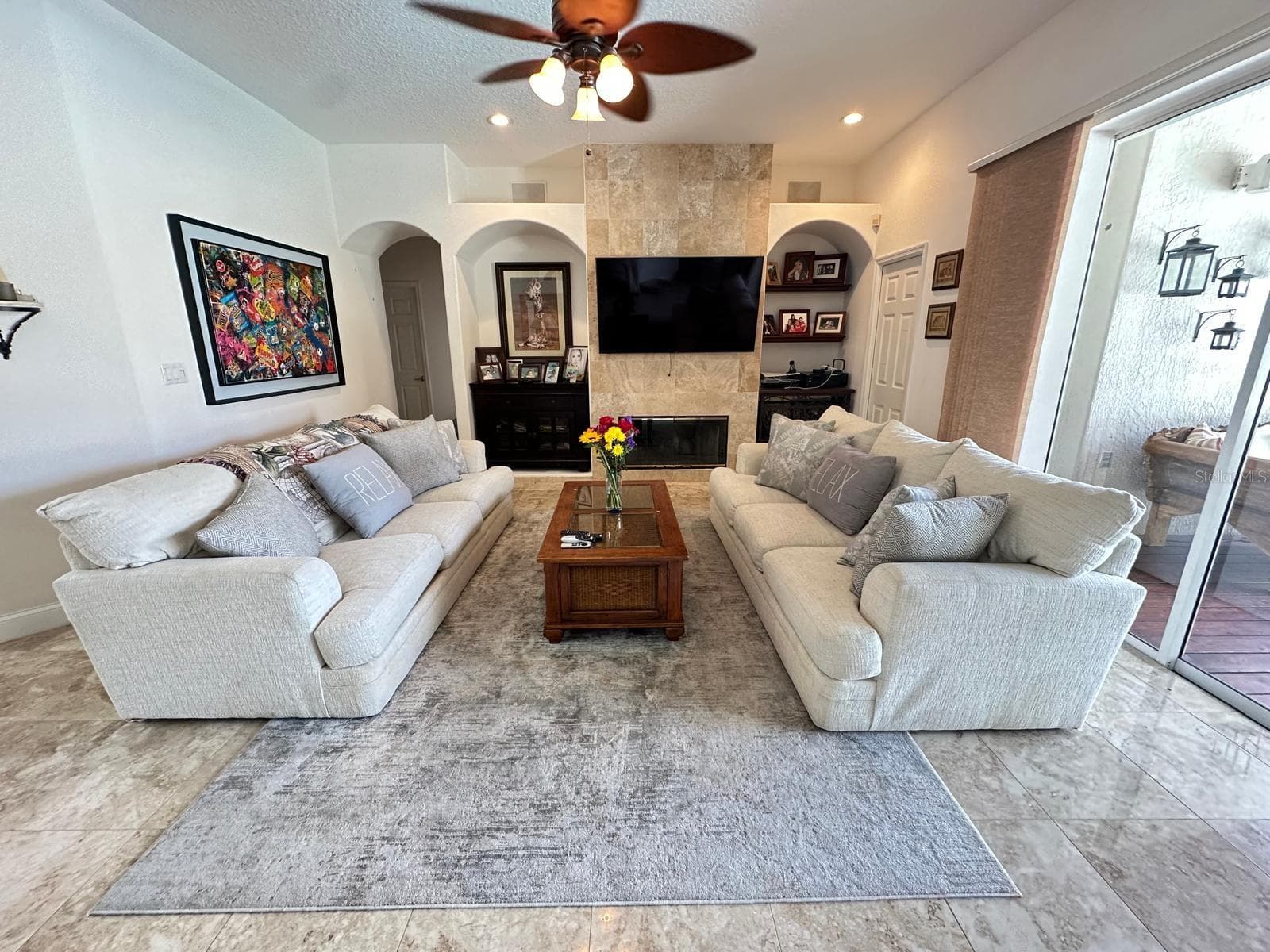 Living/ Family room - 10349 POINTVIEW CT, ORLANDO