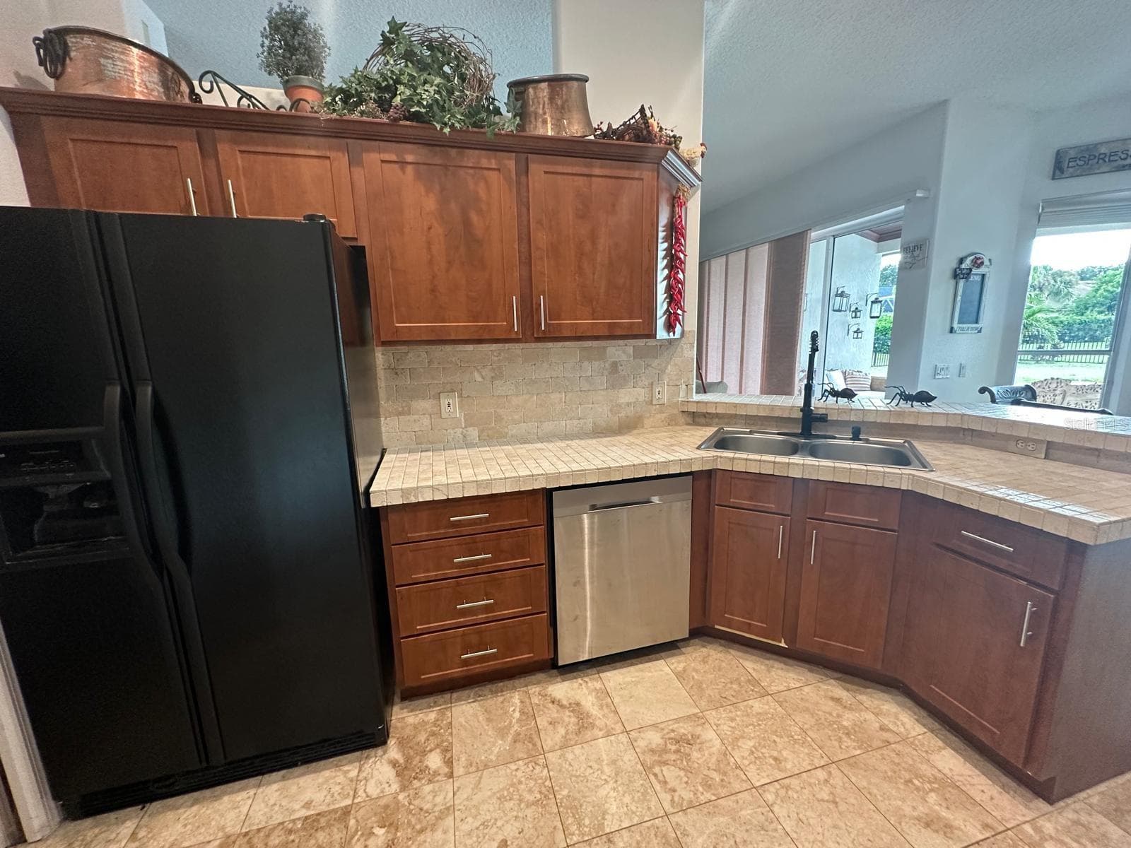 Single Family Residence at 10349 POINTVIEW CT, ORLANDO, photo 16 of 35